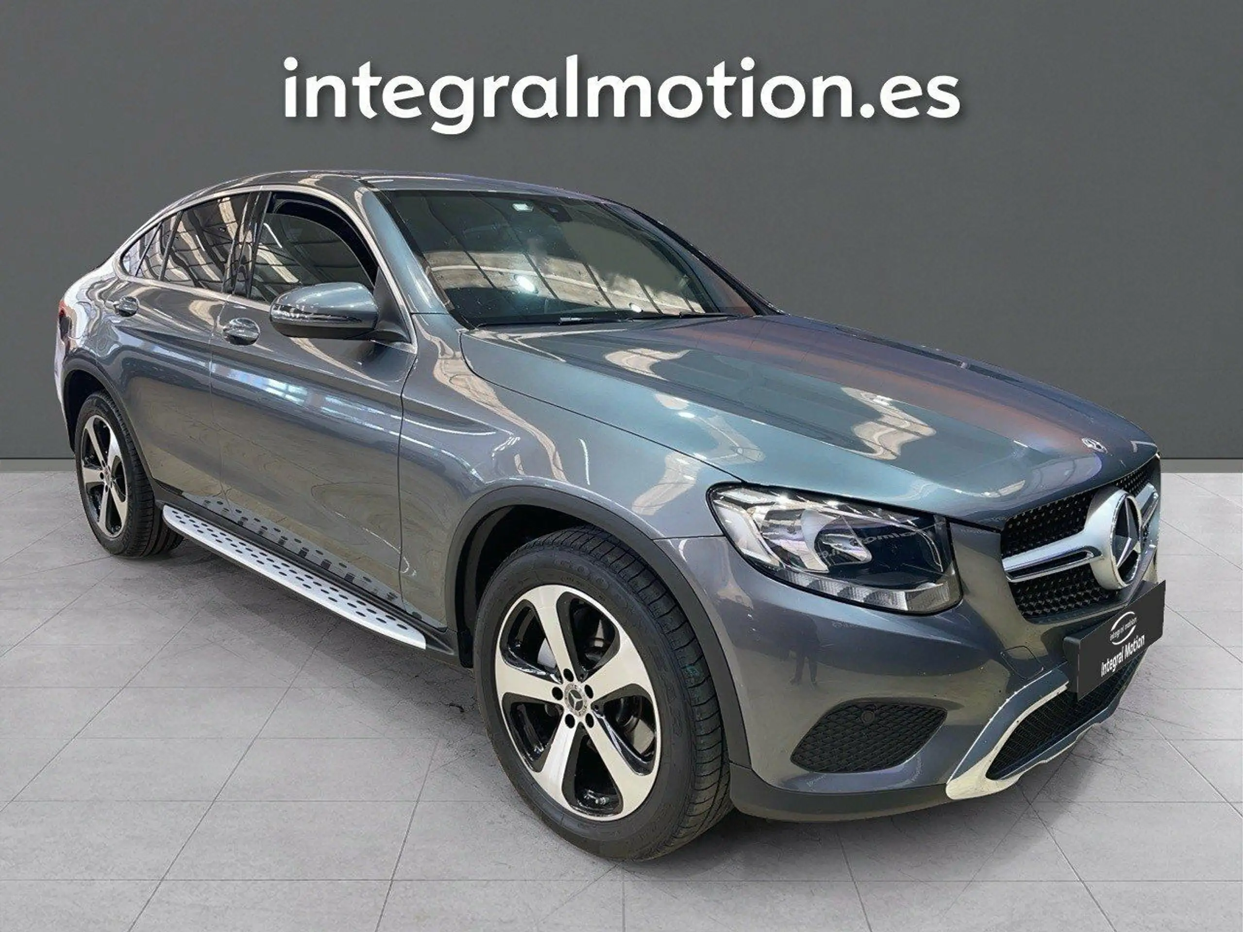 Mercedes-Benz - GLC 250