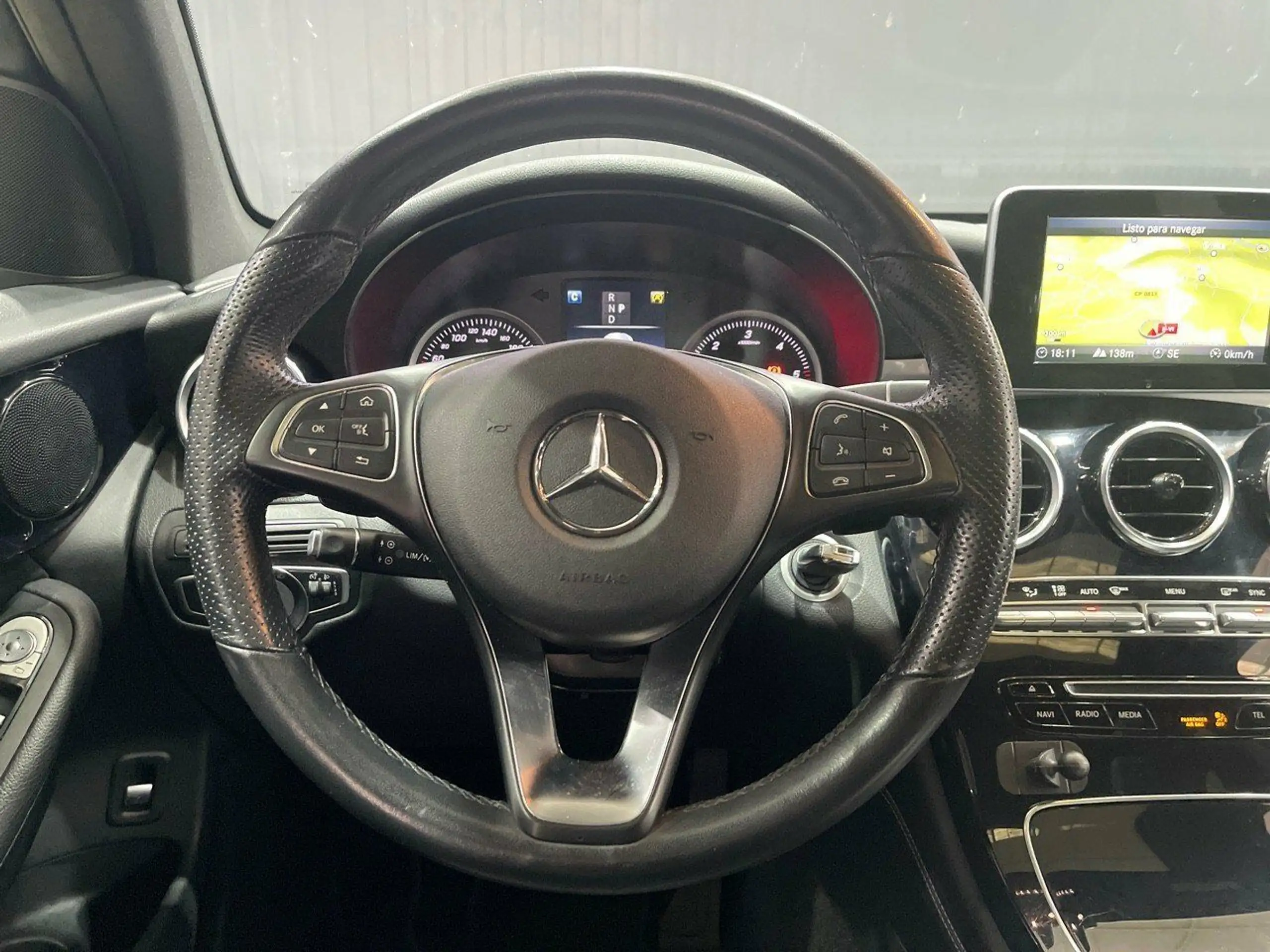 Mercedes-Benz - GLC 250