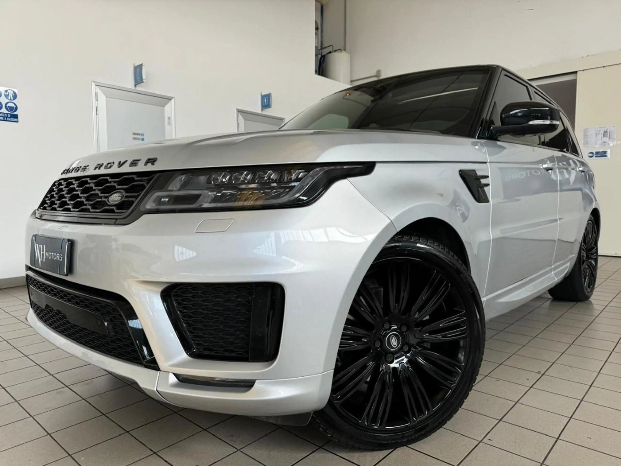 Land Rover - Range Rover Sport