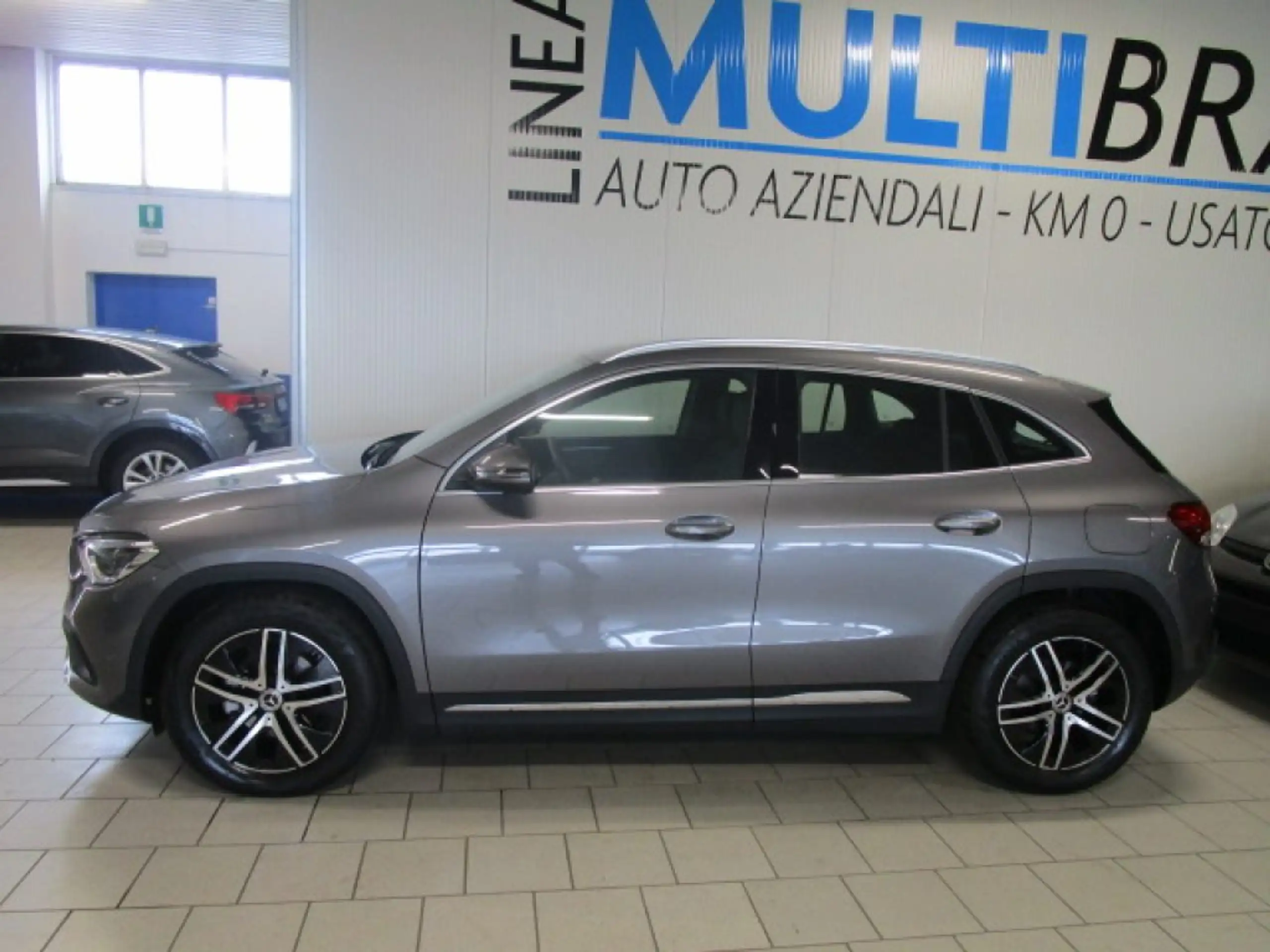 Mercedes-Benz - GLA 180