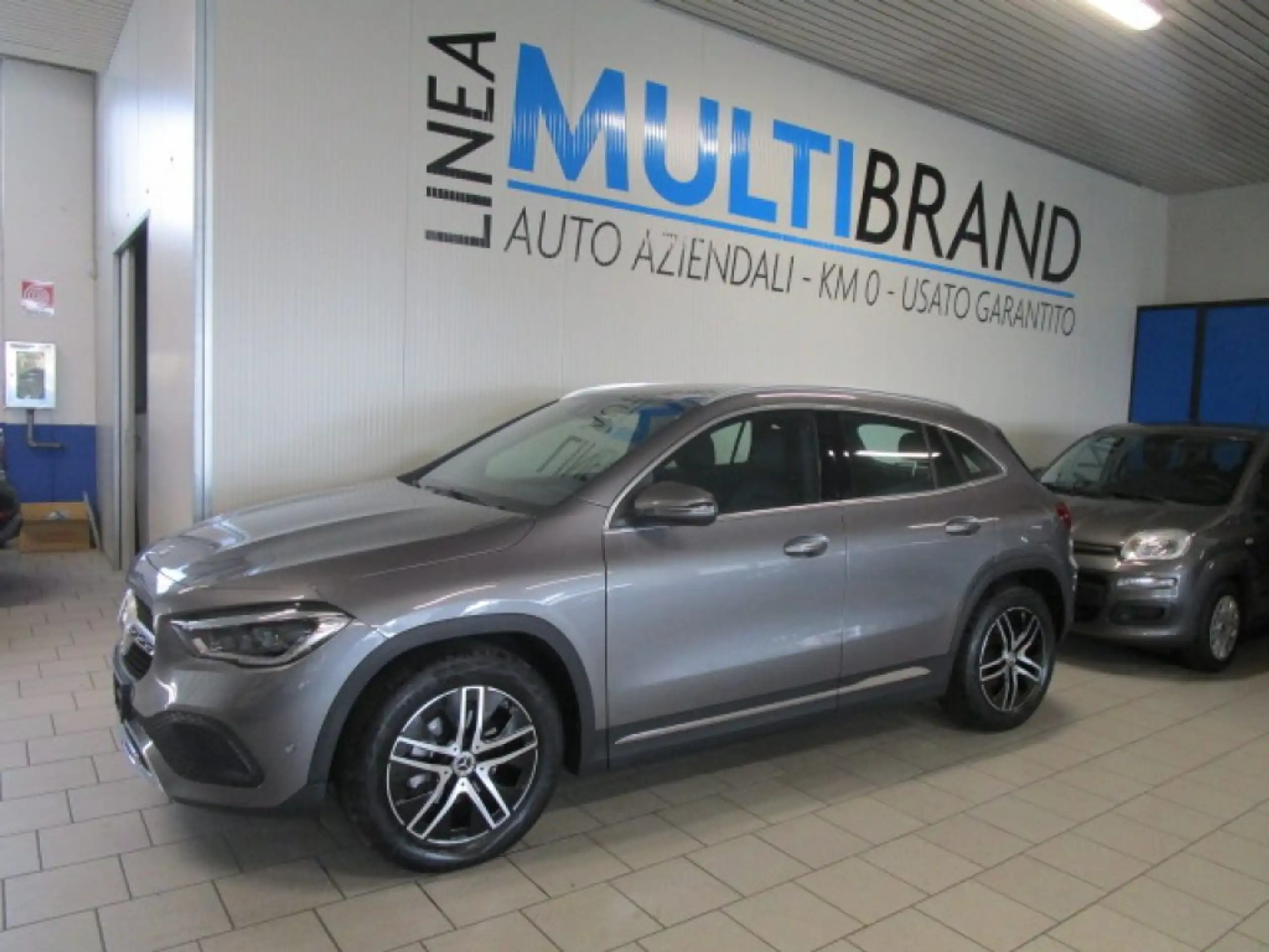 Mercedes-Benz - GLA 180