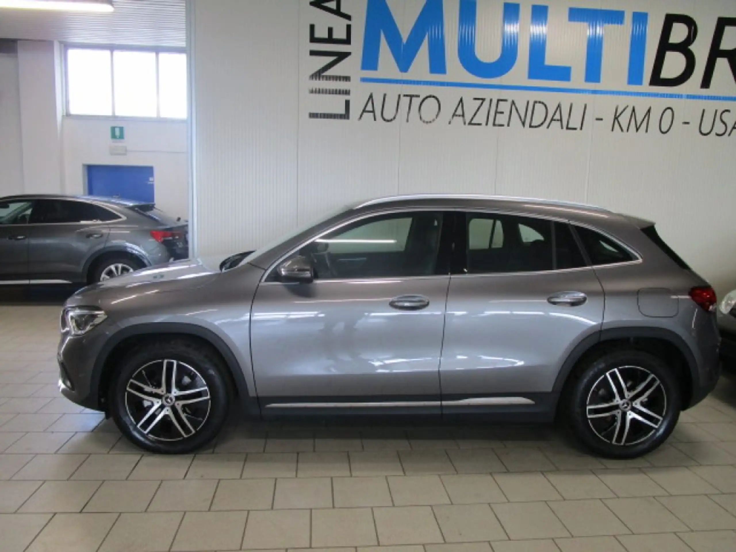 Mercedes-Benz - GLA 180