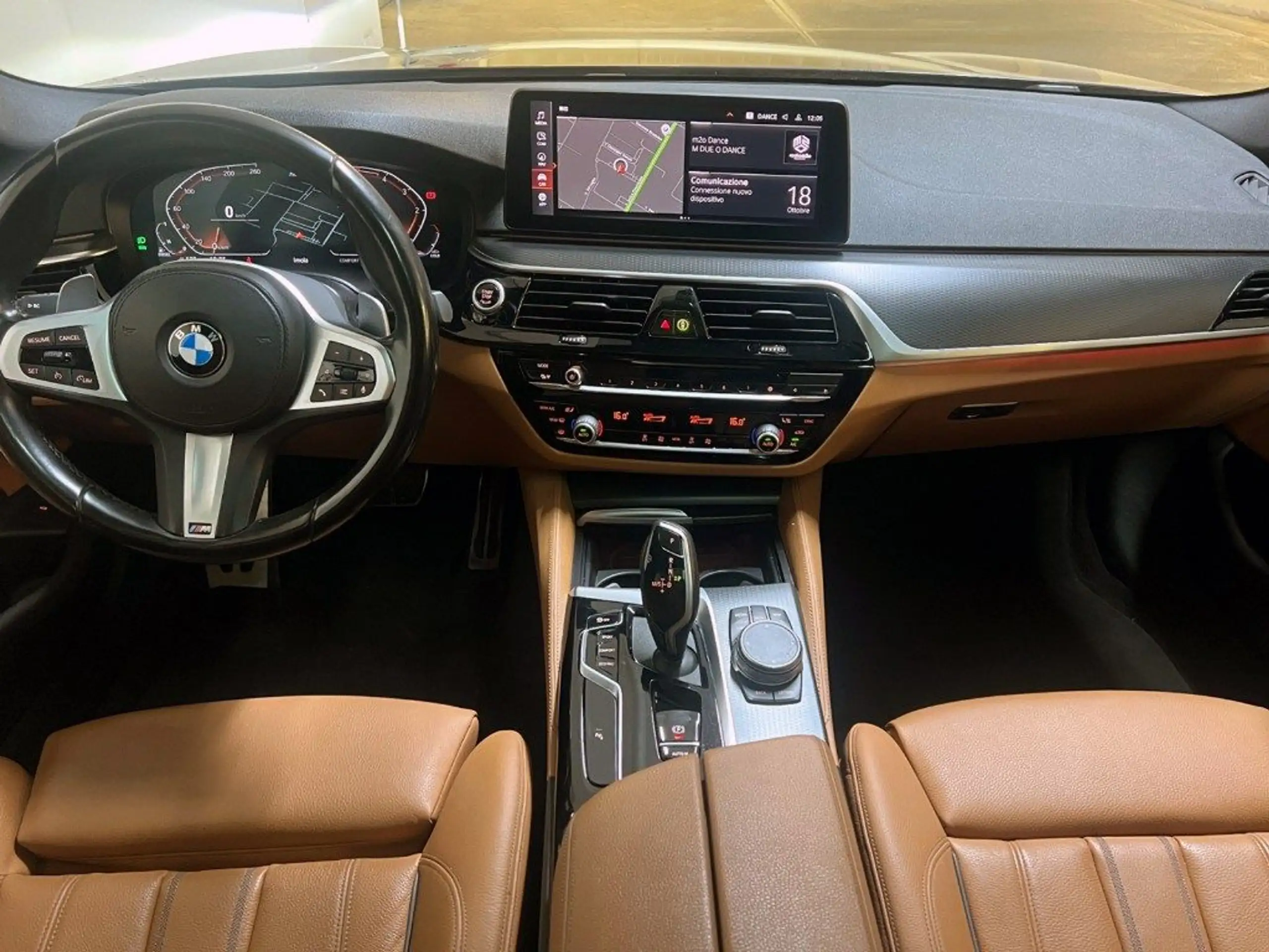 BMW - 520