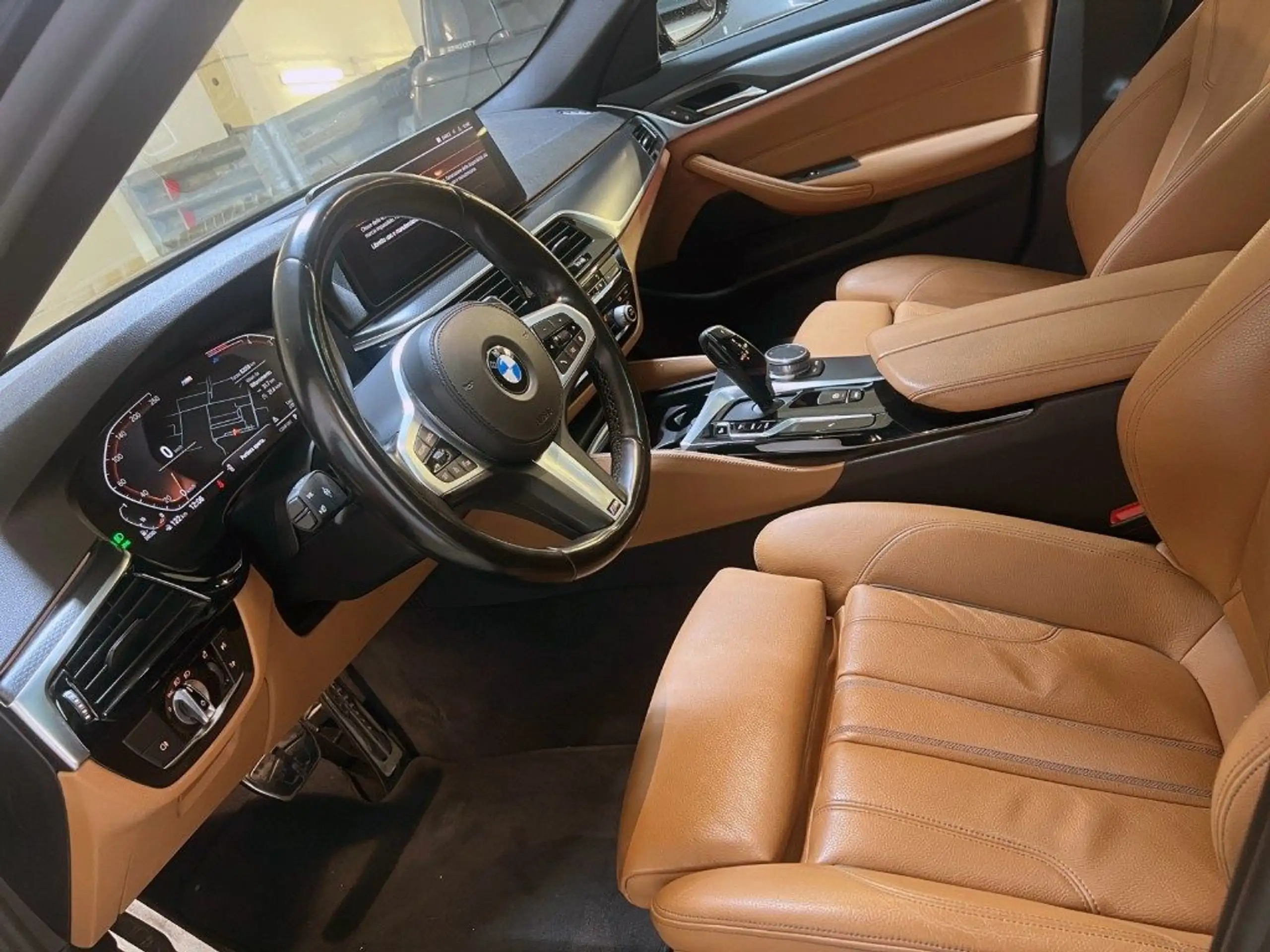 BMW - 520