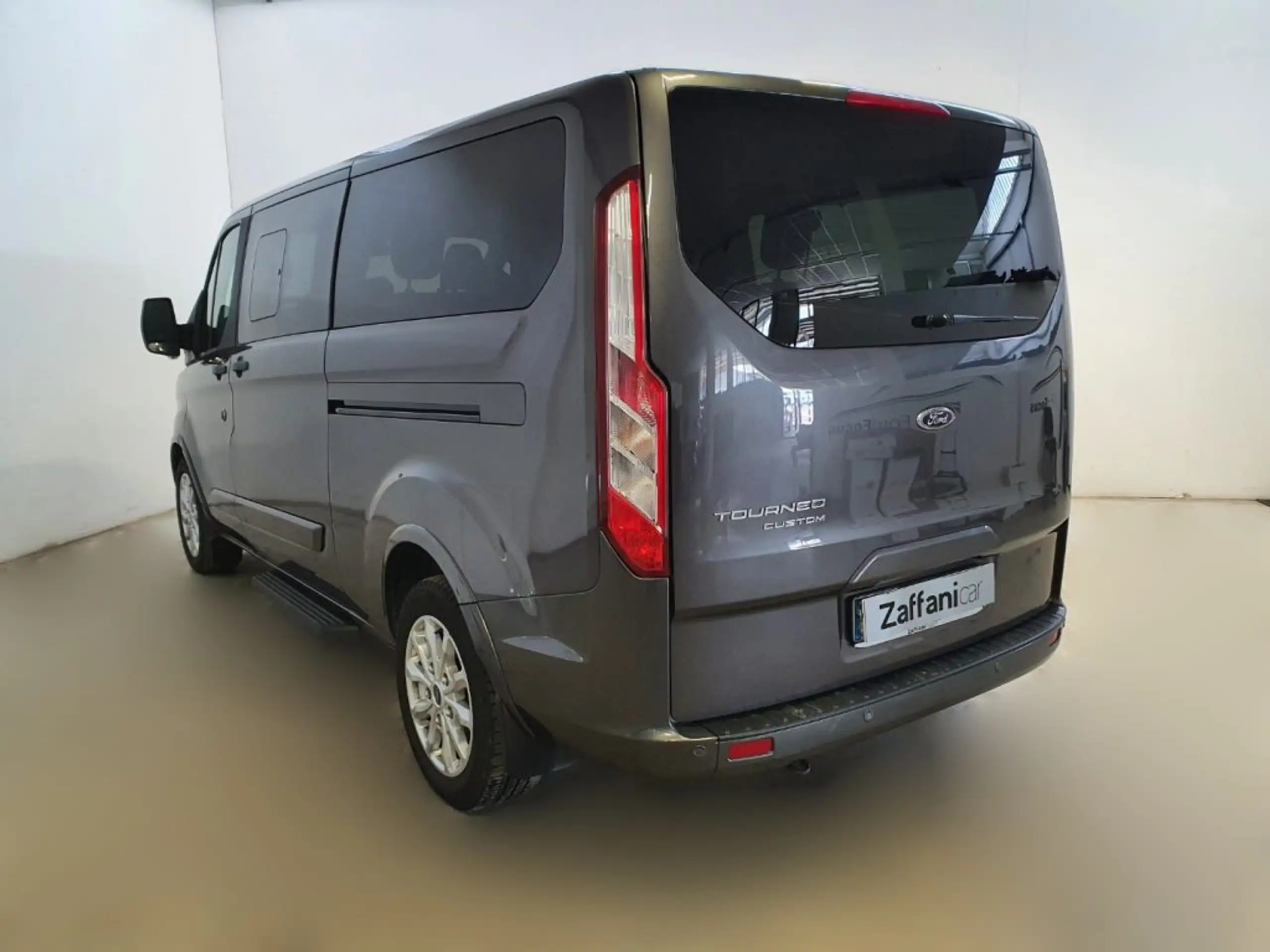 Ford - Tourneo Custom