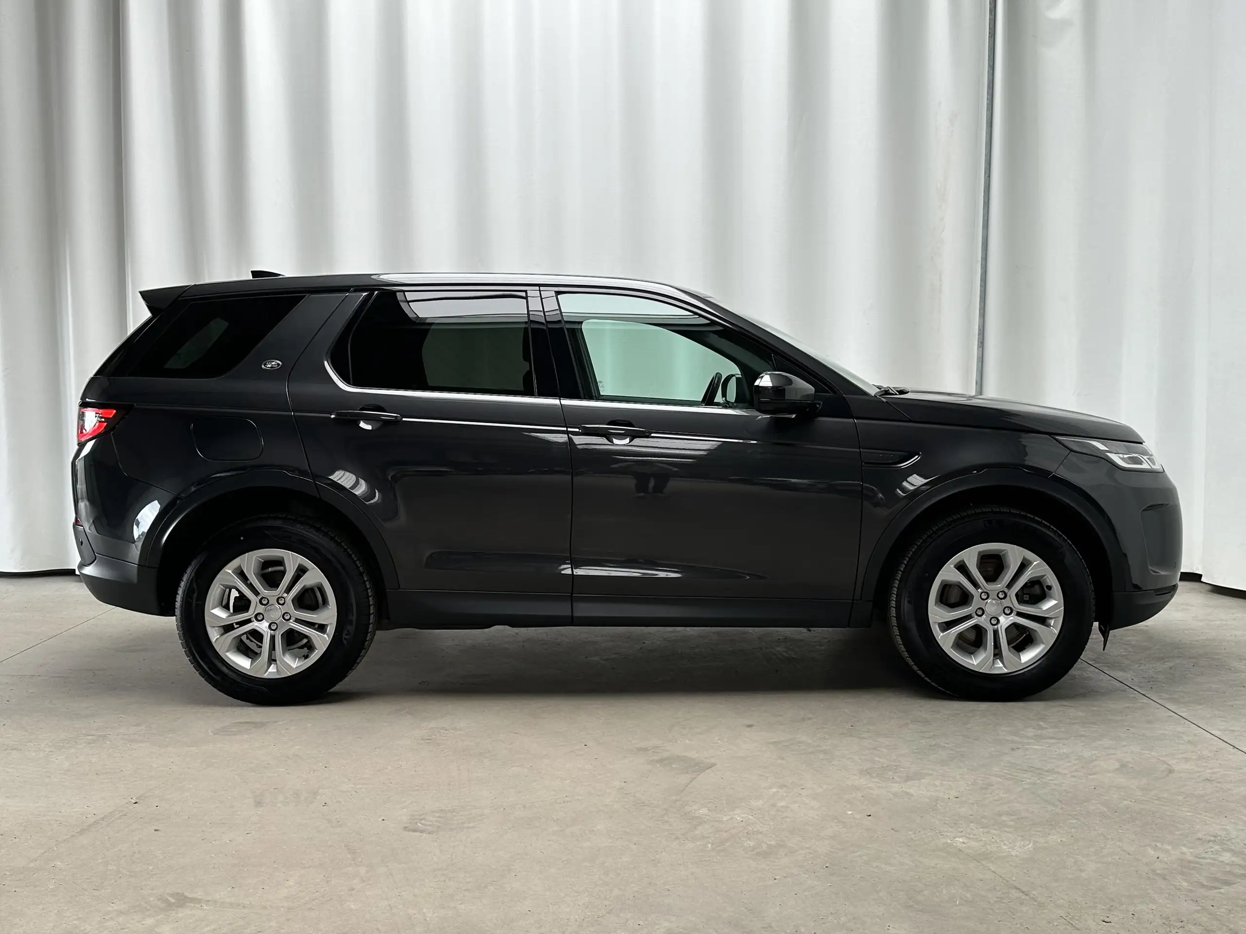 Land Rover - Discovery Sport