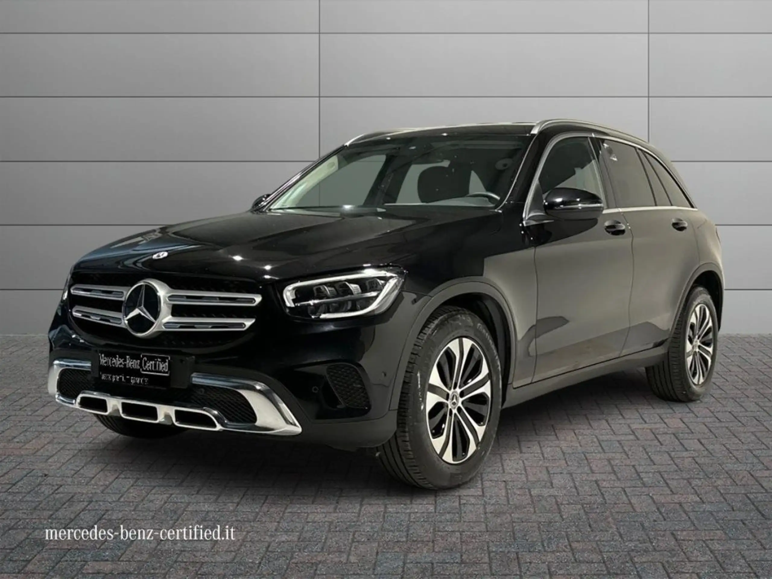 Mercedes-Benz - GLC 220