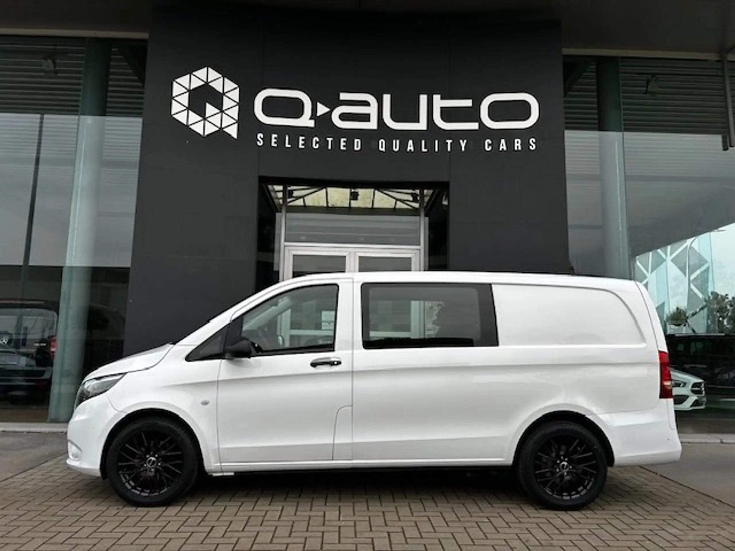 Mercedes-Benz - Vito