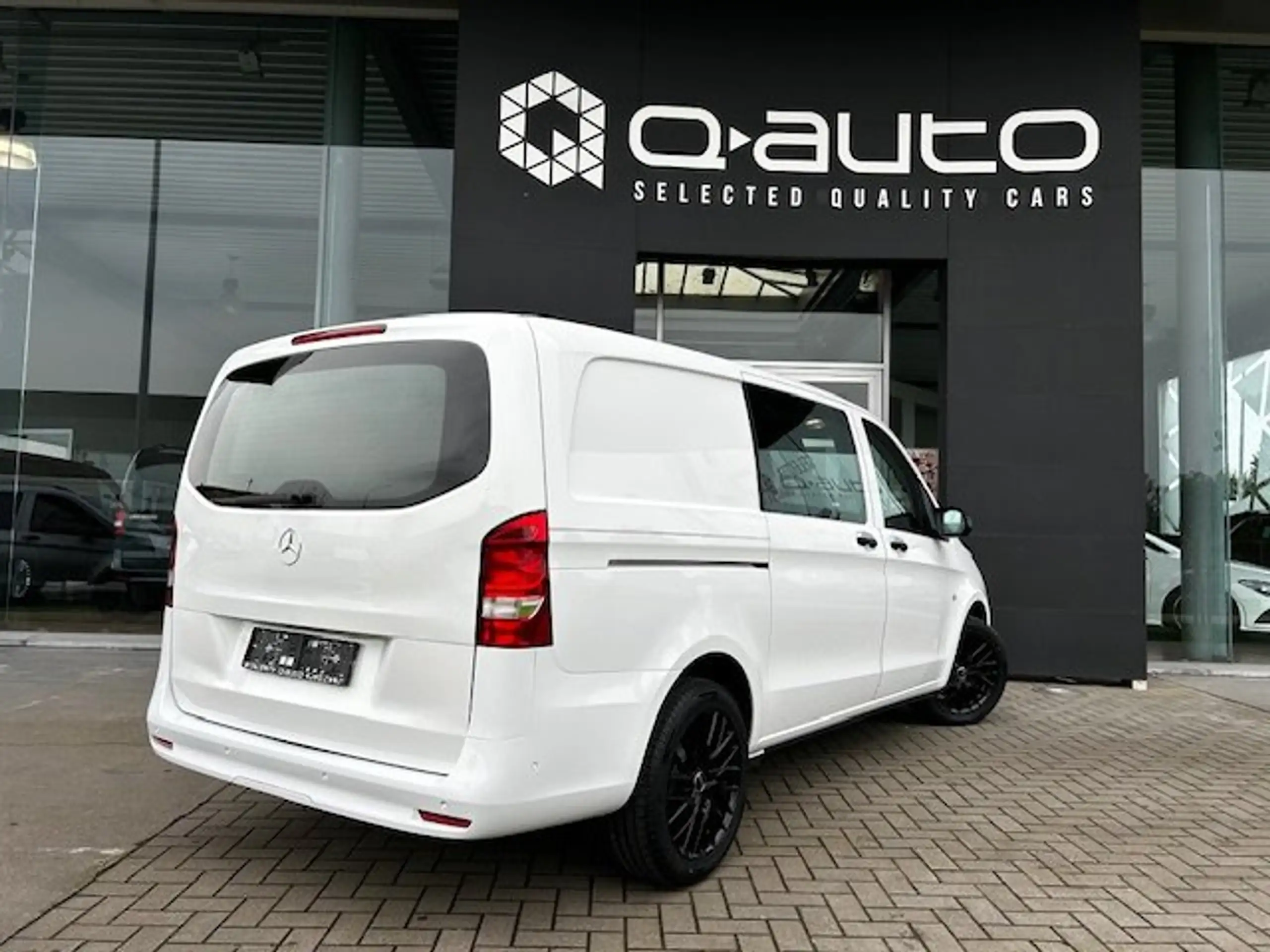 Mercedes-Benz - Vito