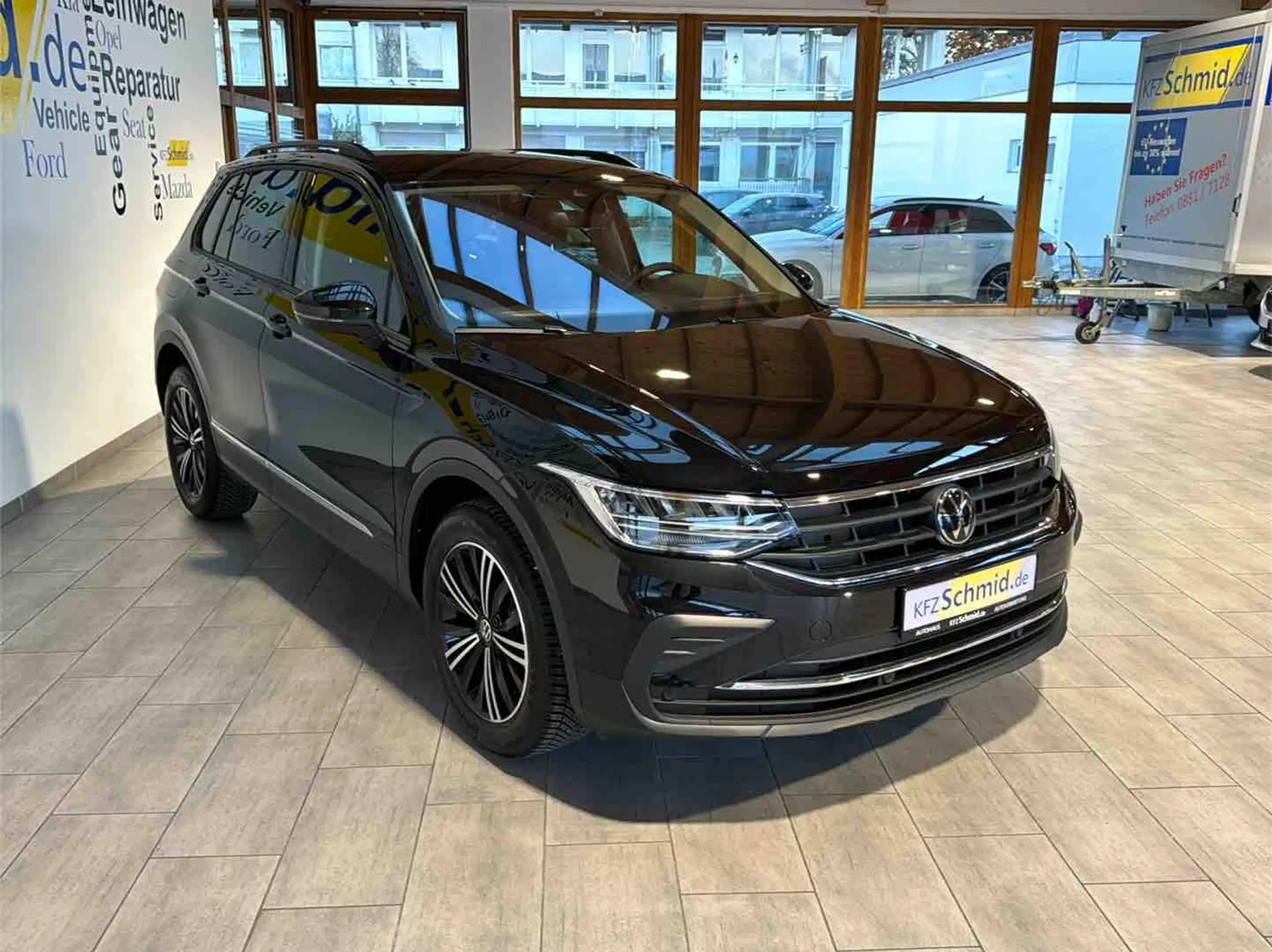 Volkswagen - Tiguan