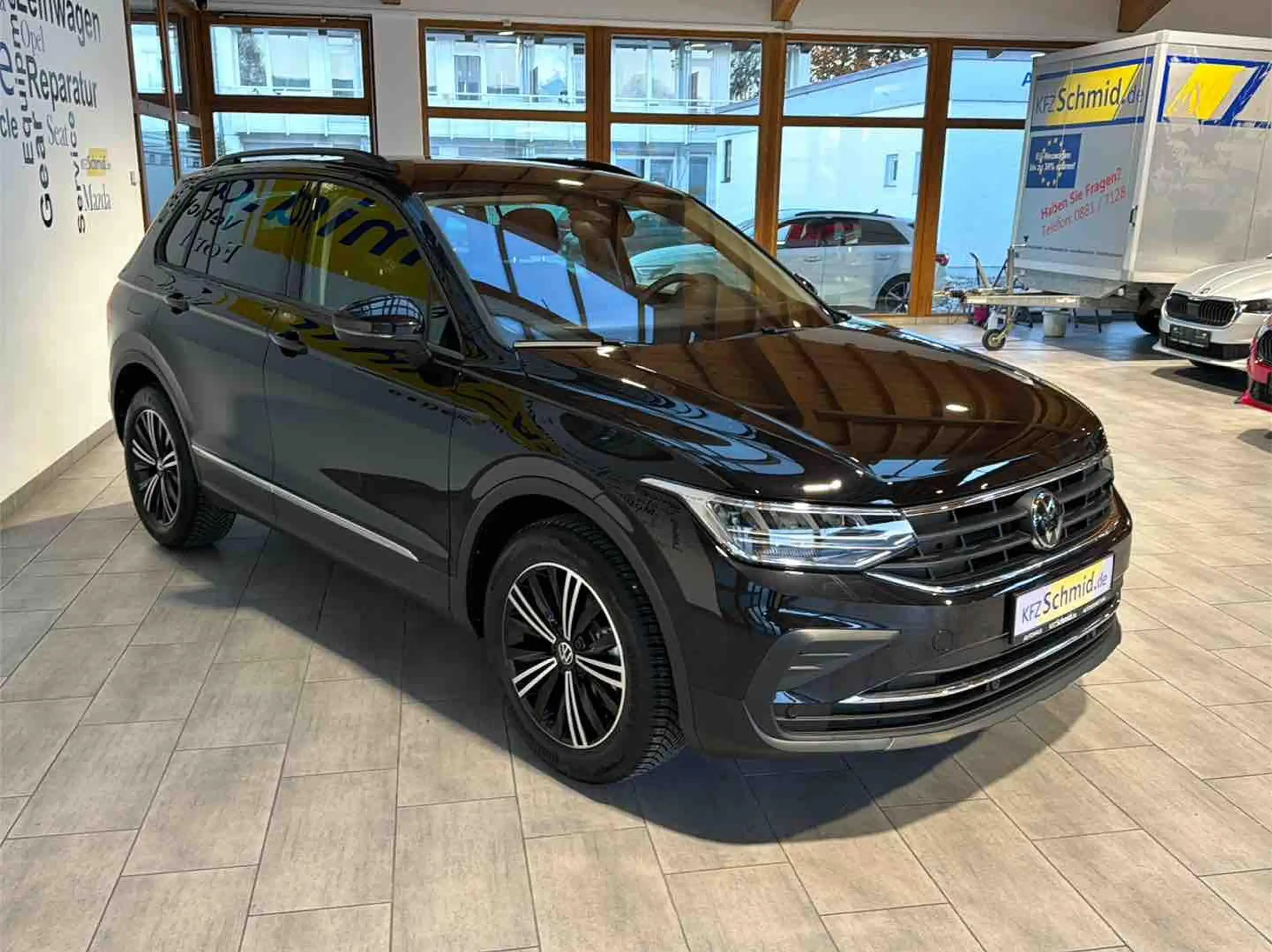 Volkswagen - Tiguan