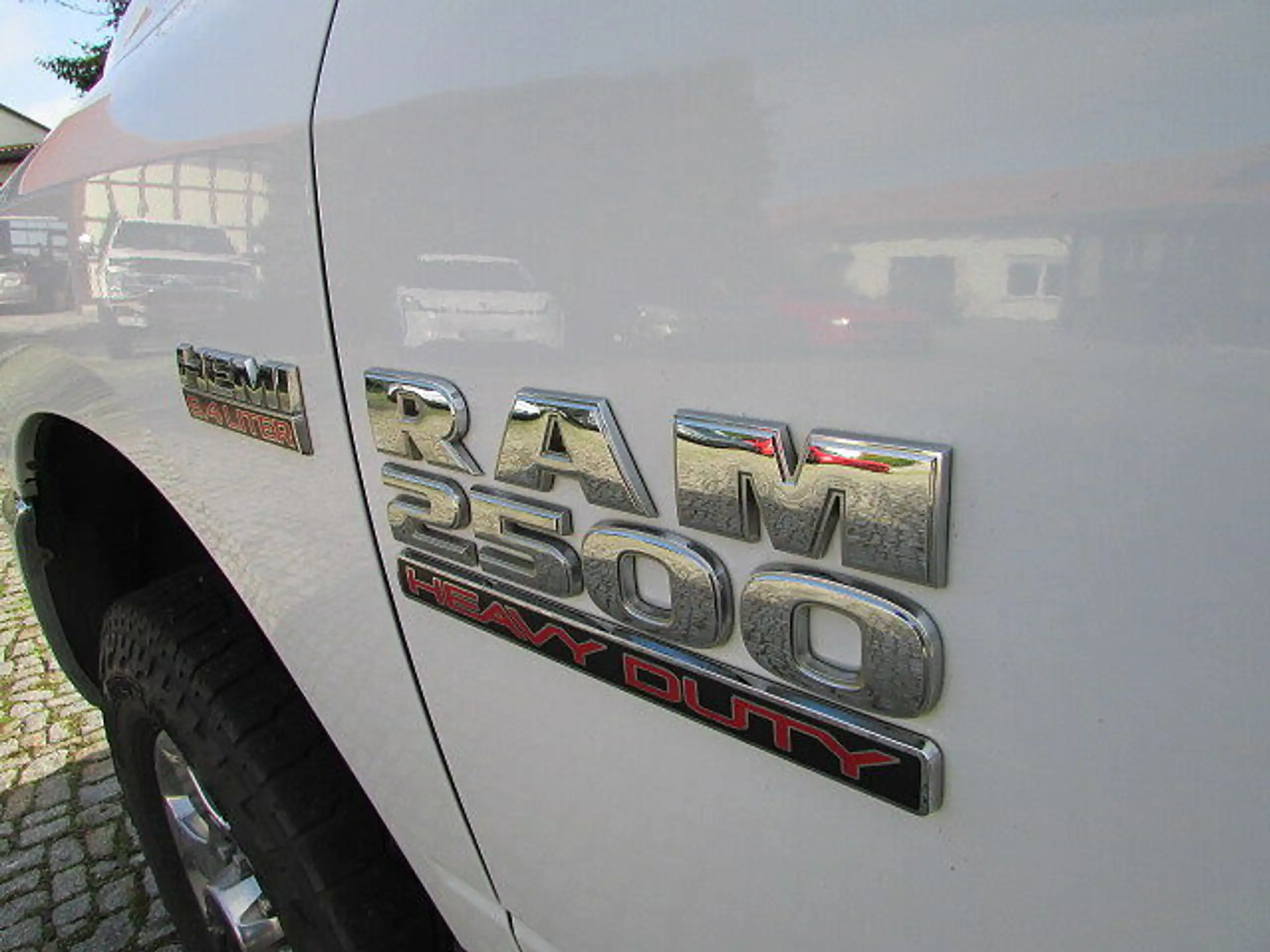 Dodge - RAM