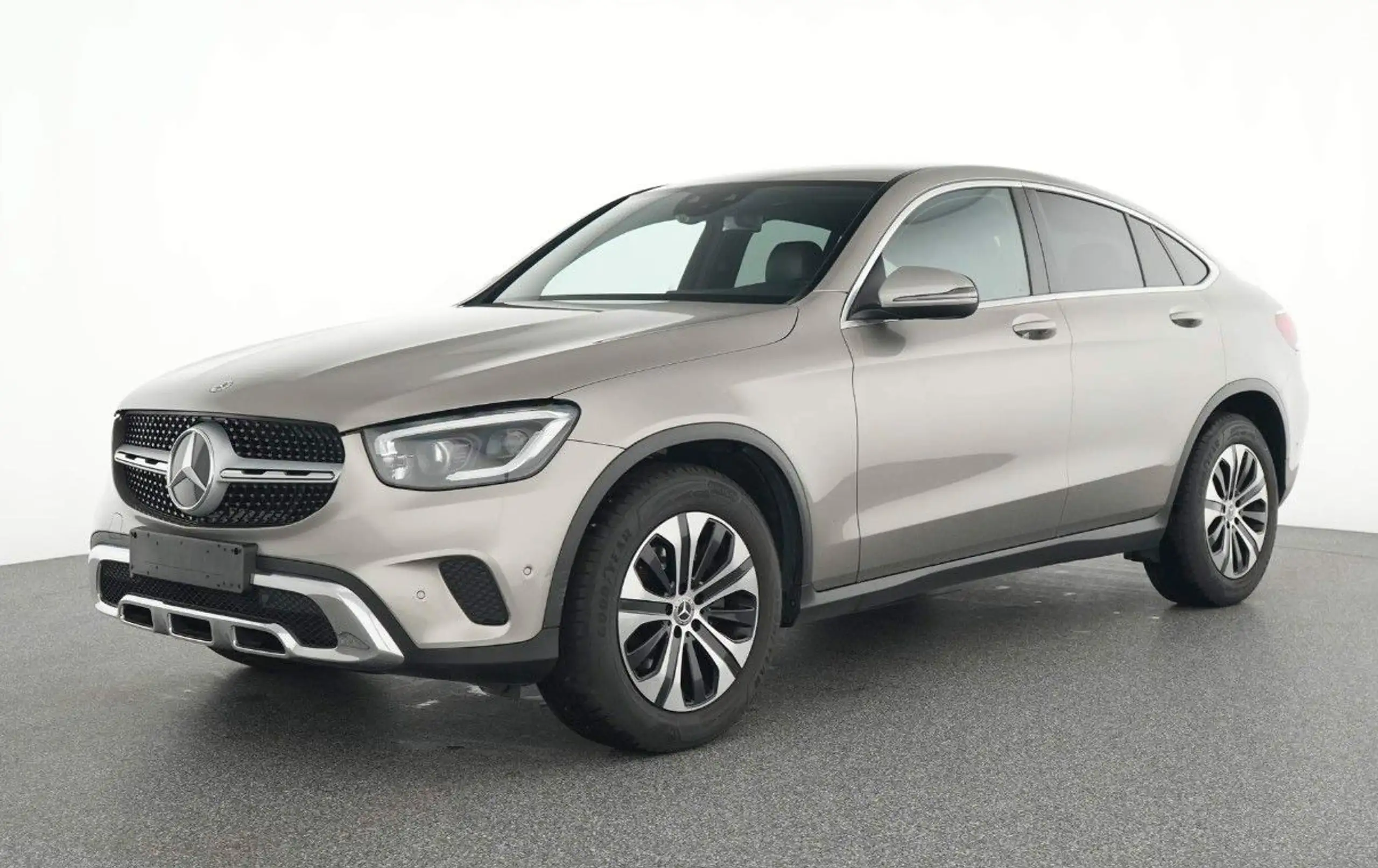 Mercedes-Benz - GLC 200