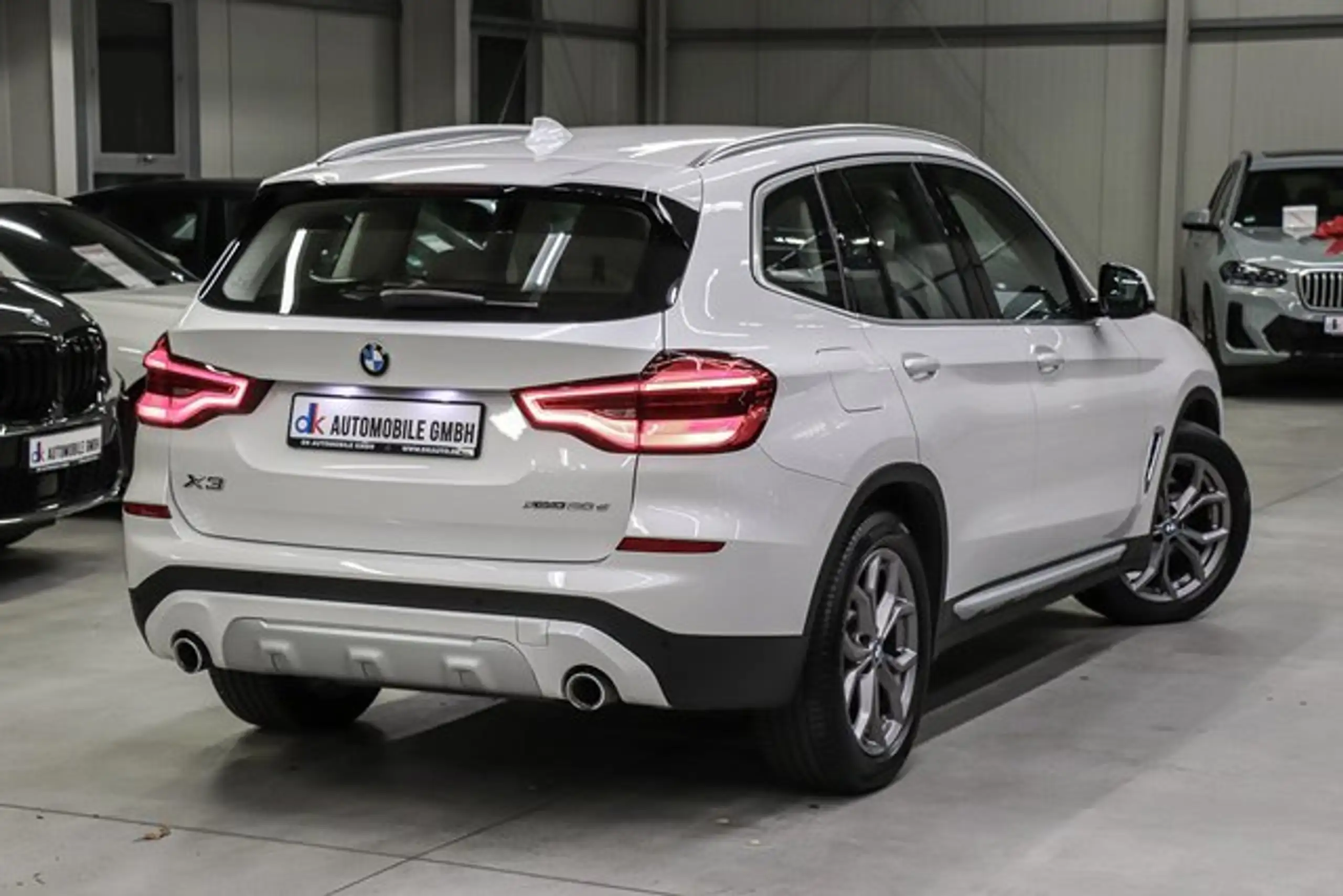 BMW - X3