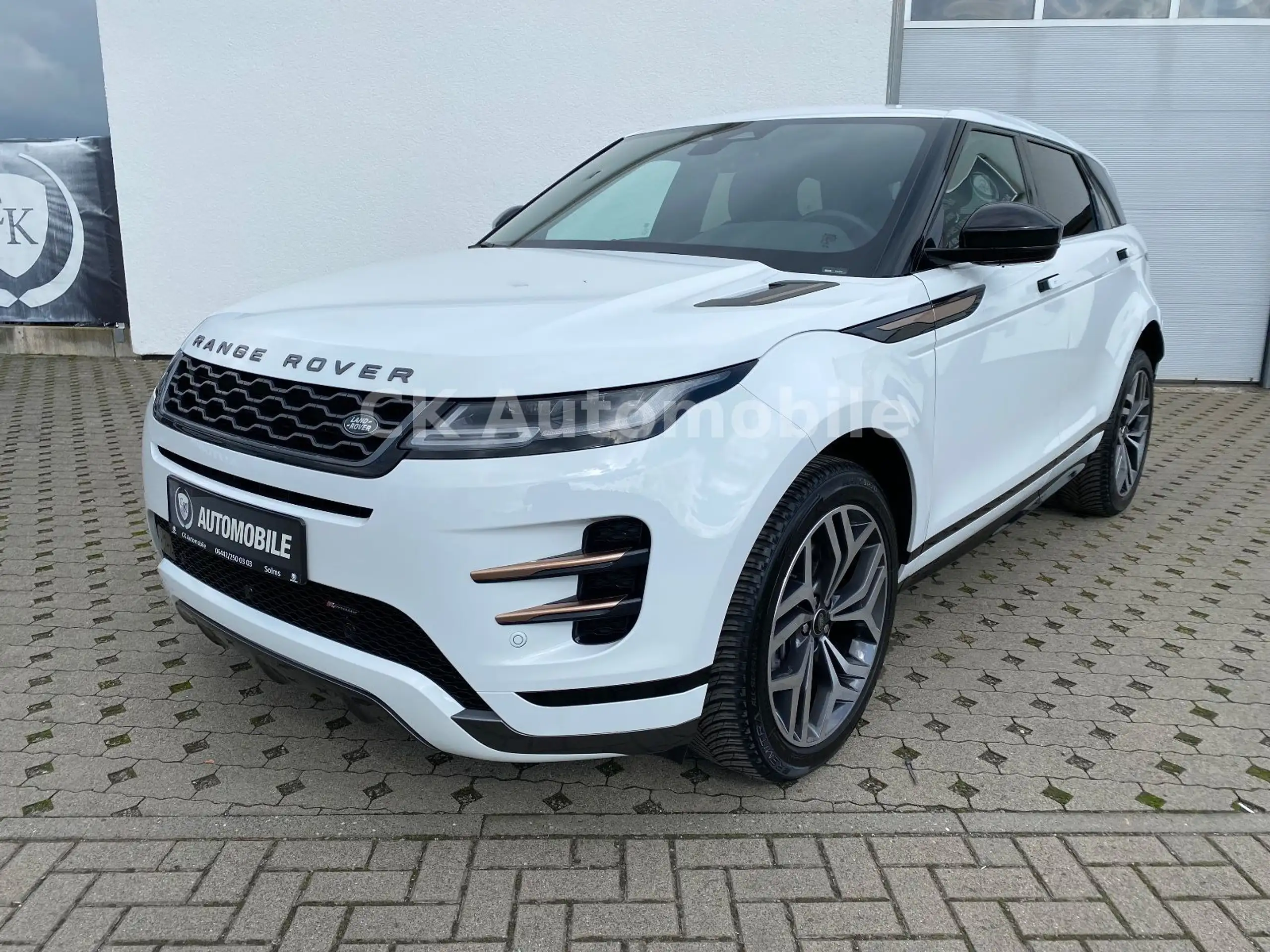 Land Rover - Range Rover Evoque