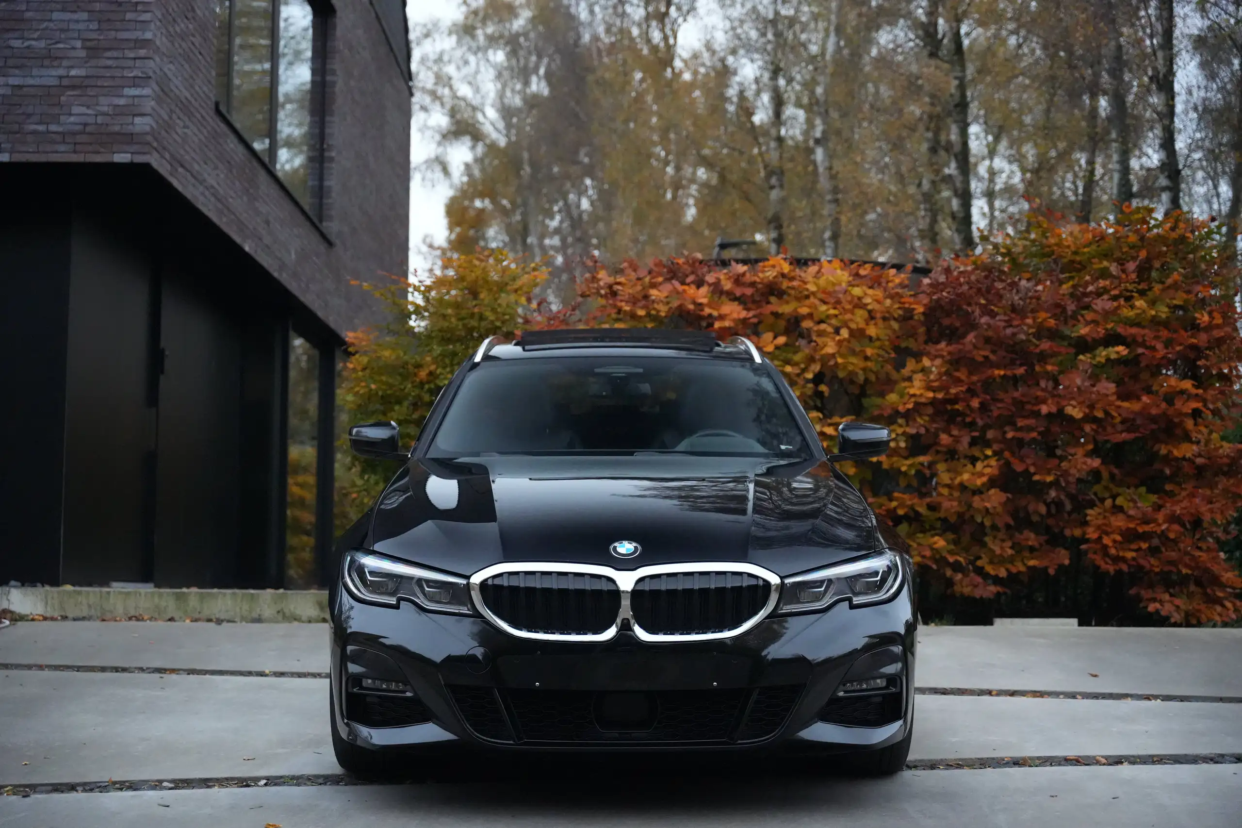 BMW - 330