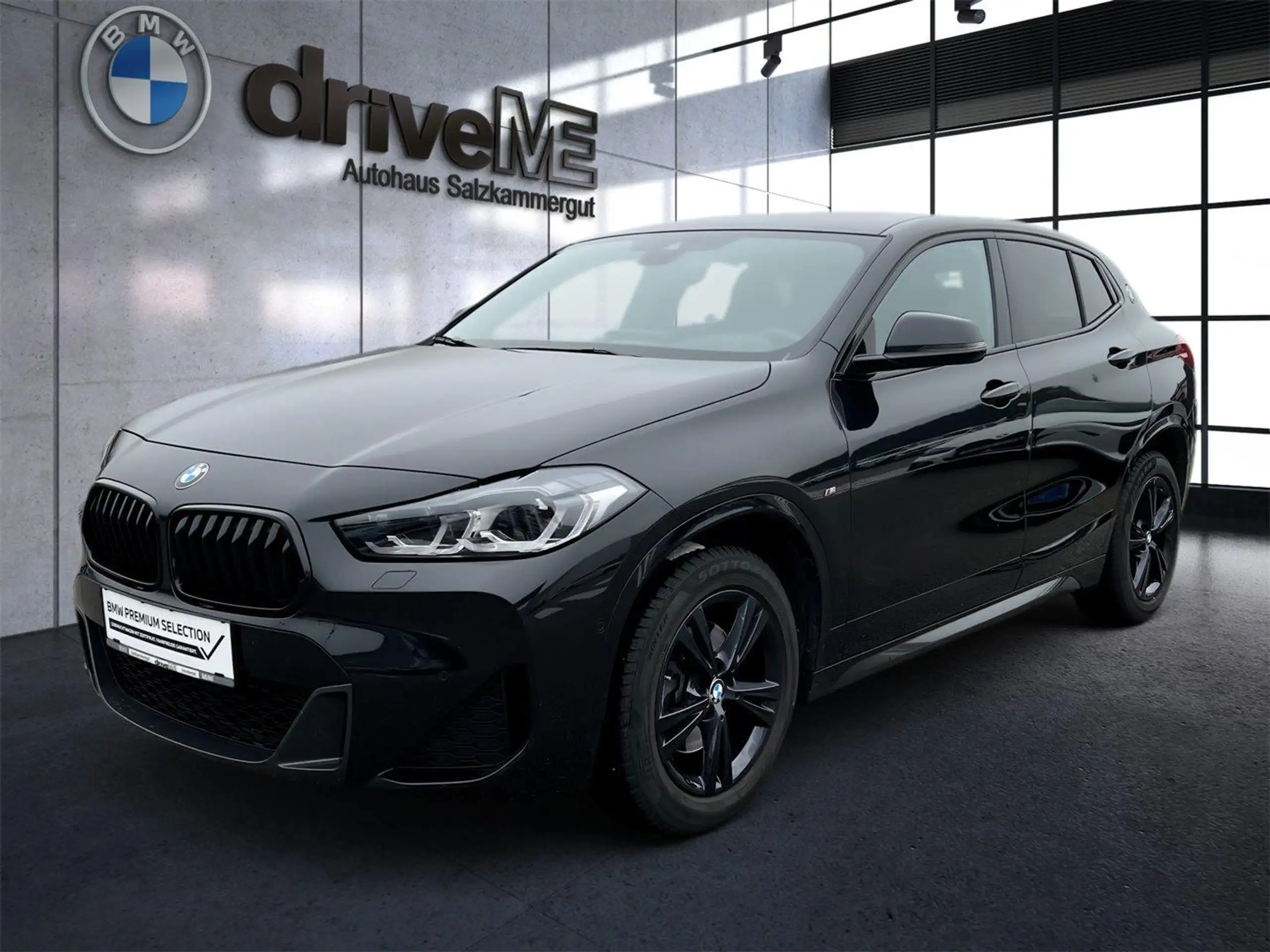 BMW - X2