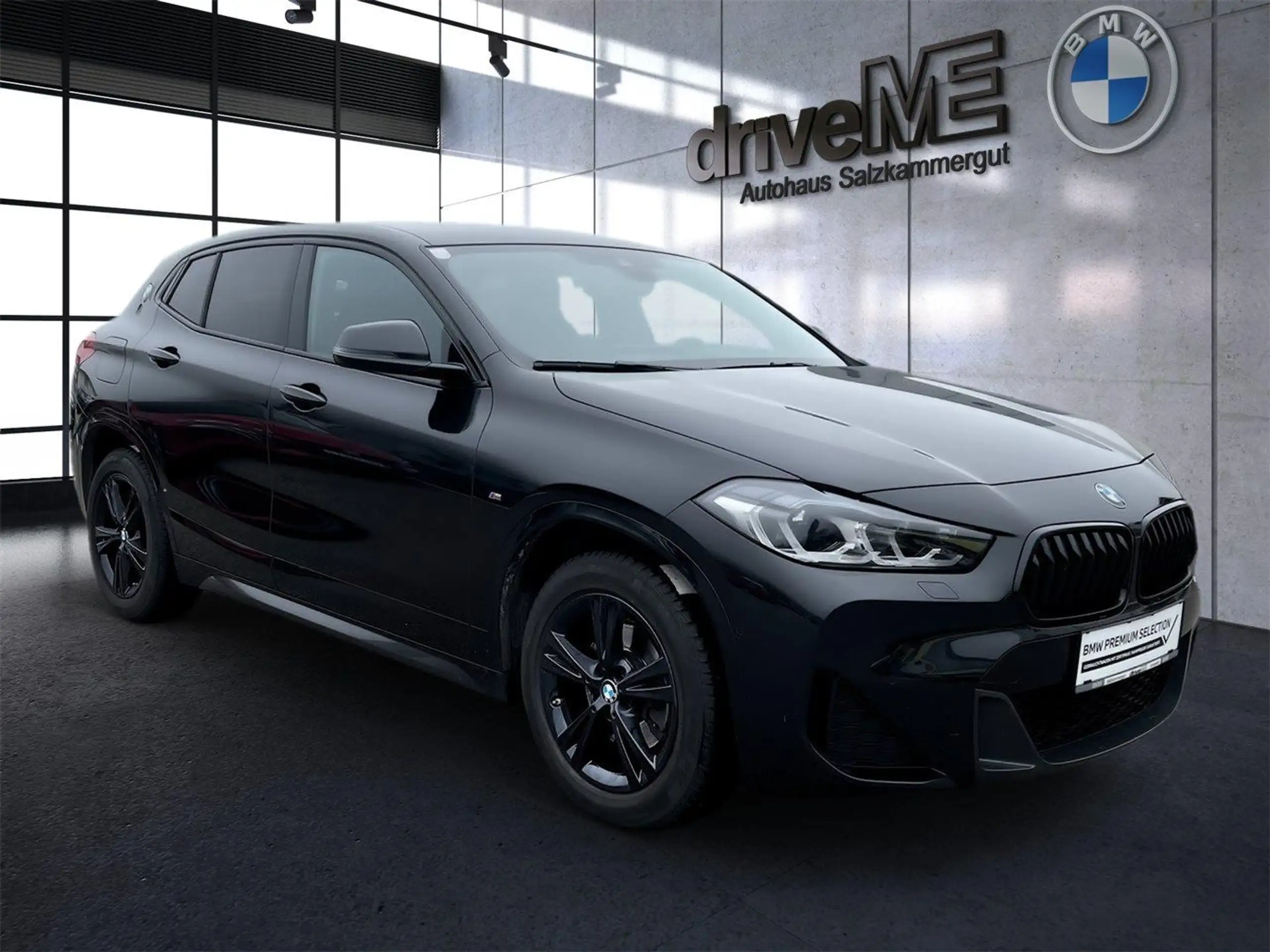 BMW - X2