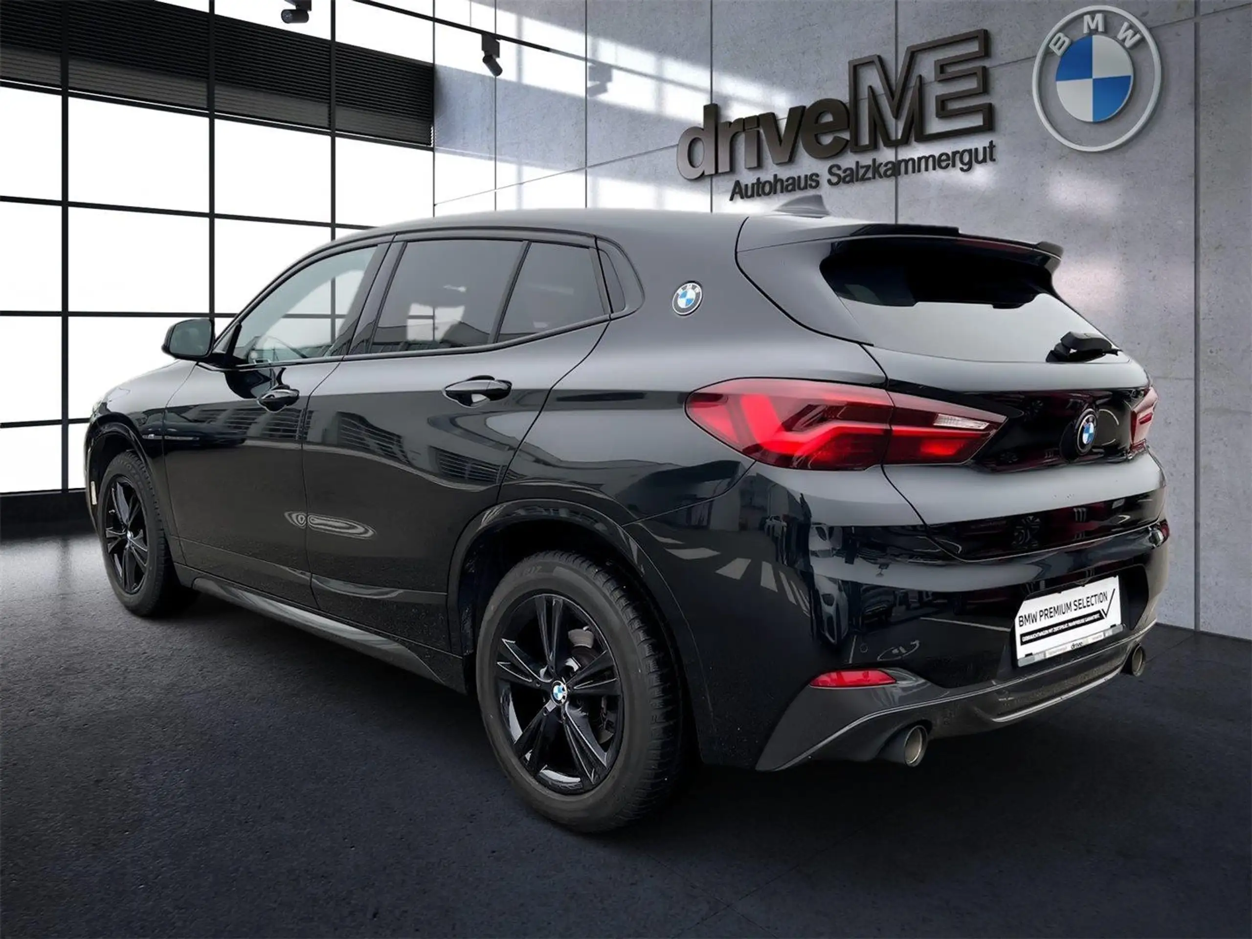 BMW - X2