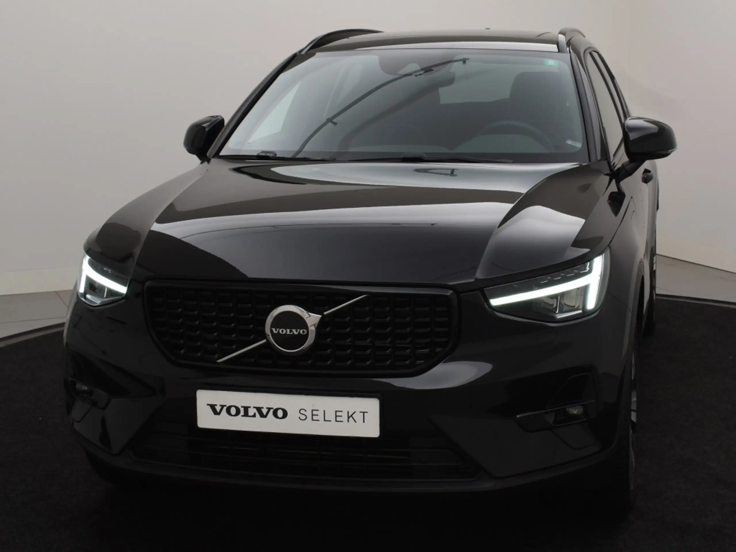 Volvo - XC40