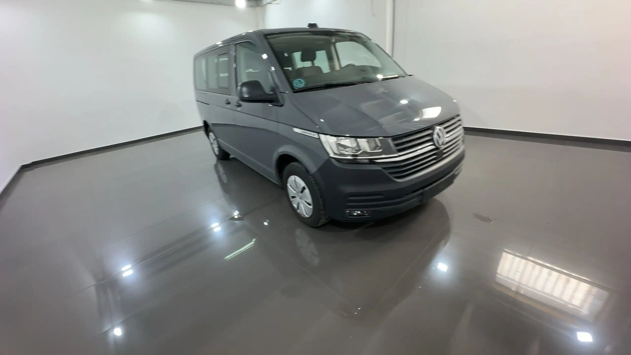 Volkswagen - T6 Caravelle