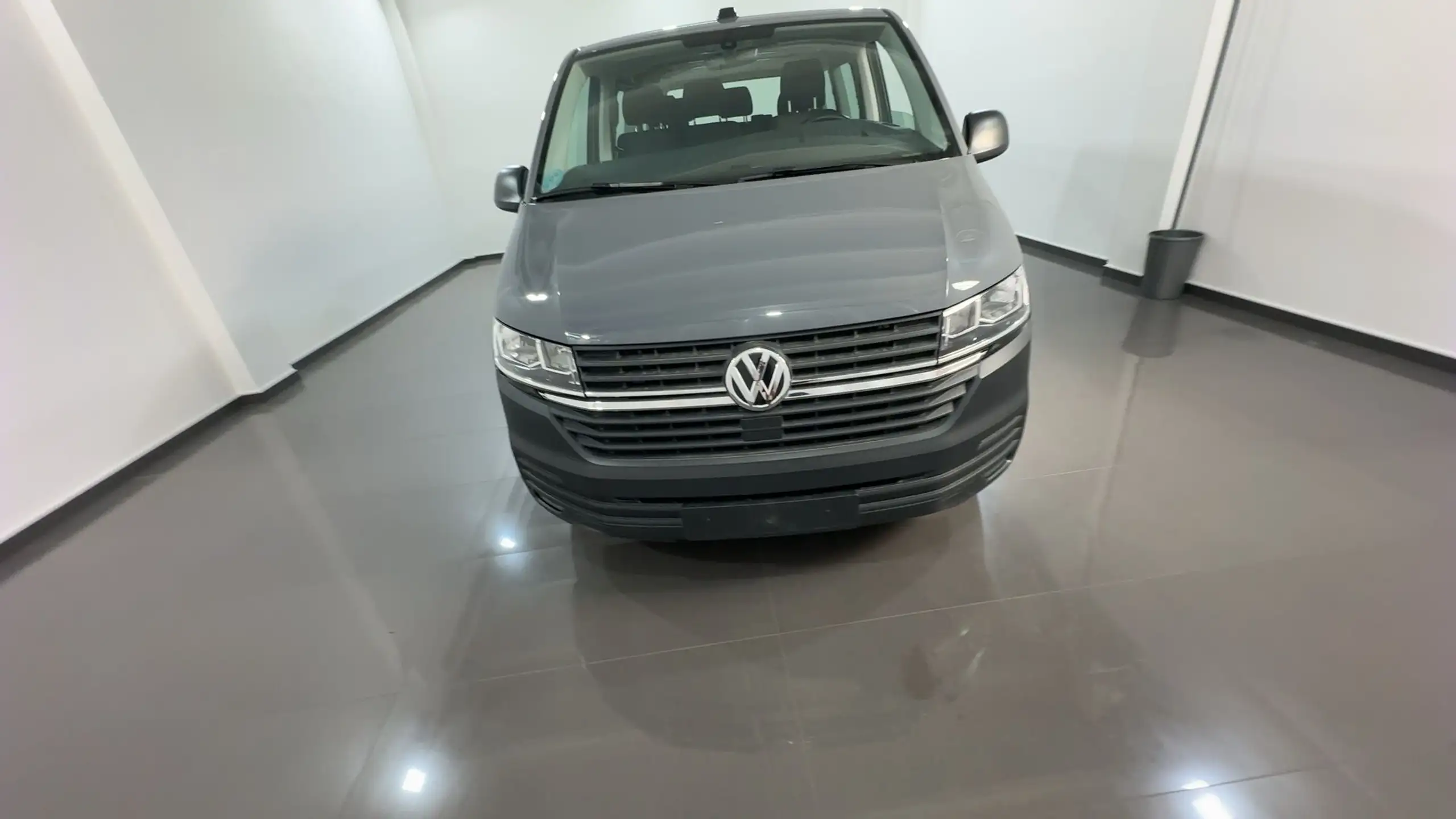 Volkswagen - T6 Caravelle