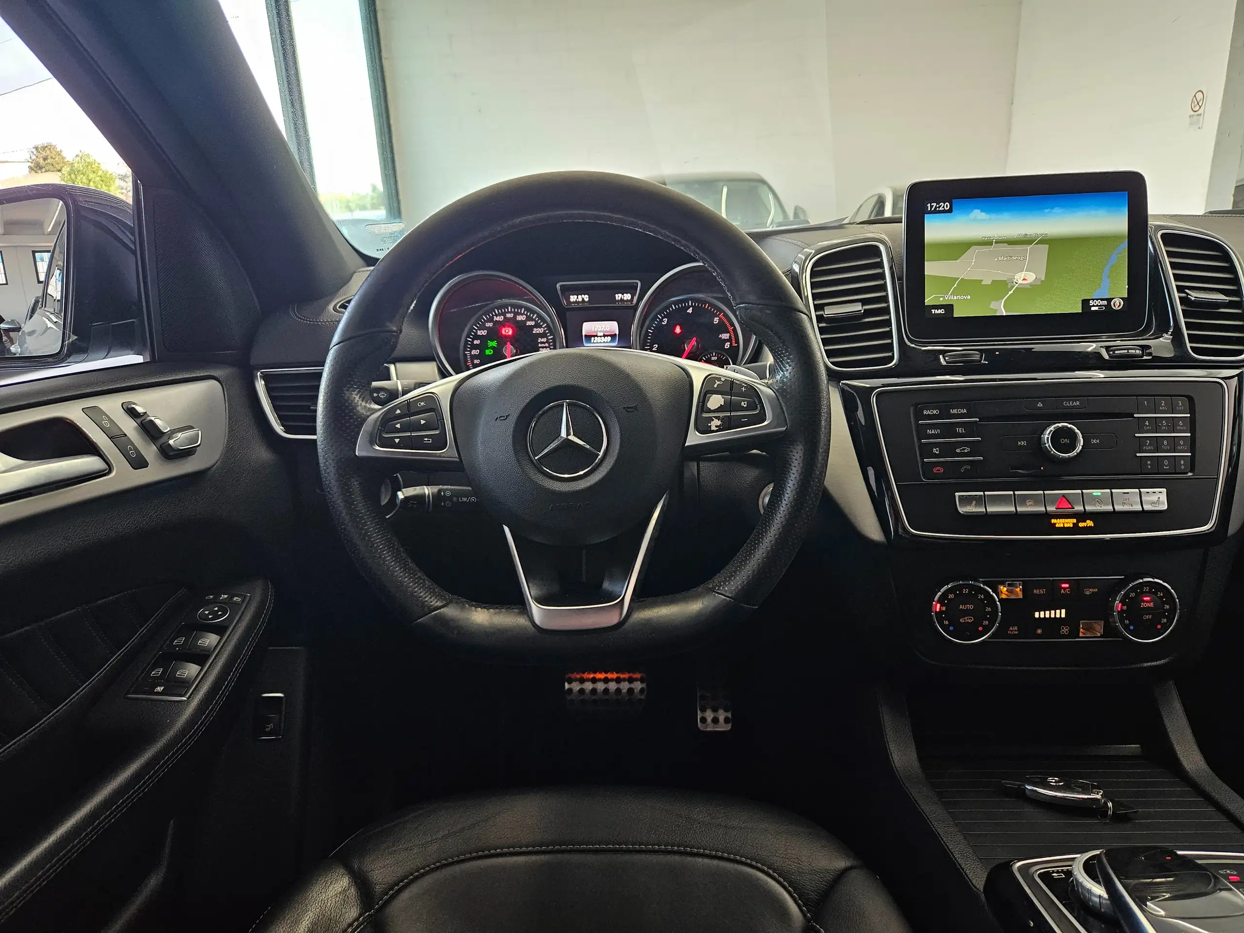 Mercedes-Benz - GLE 350