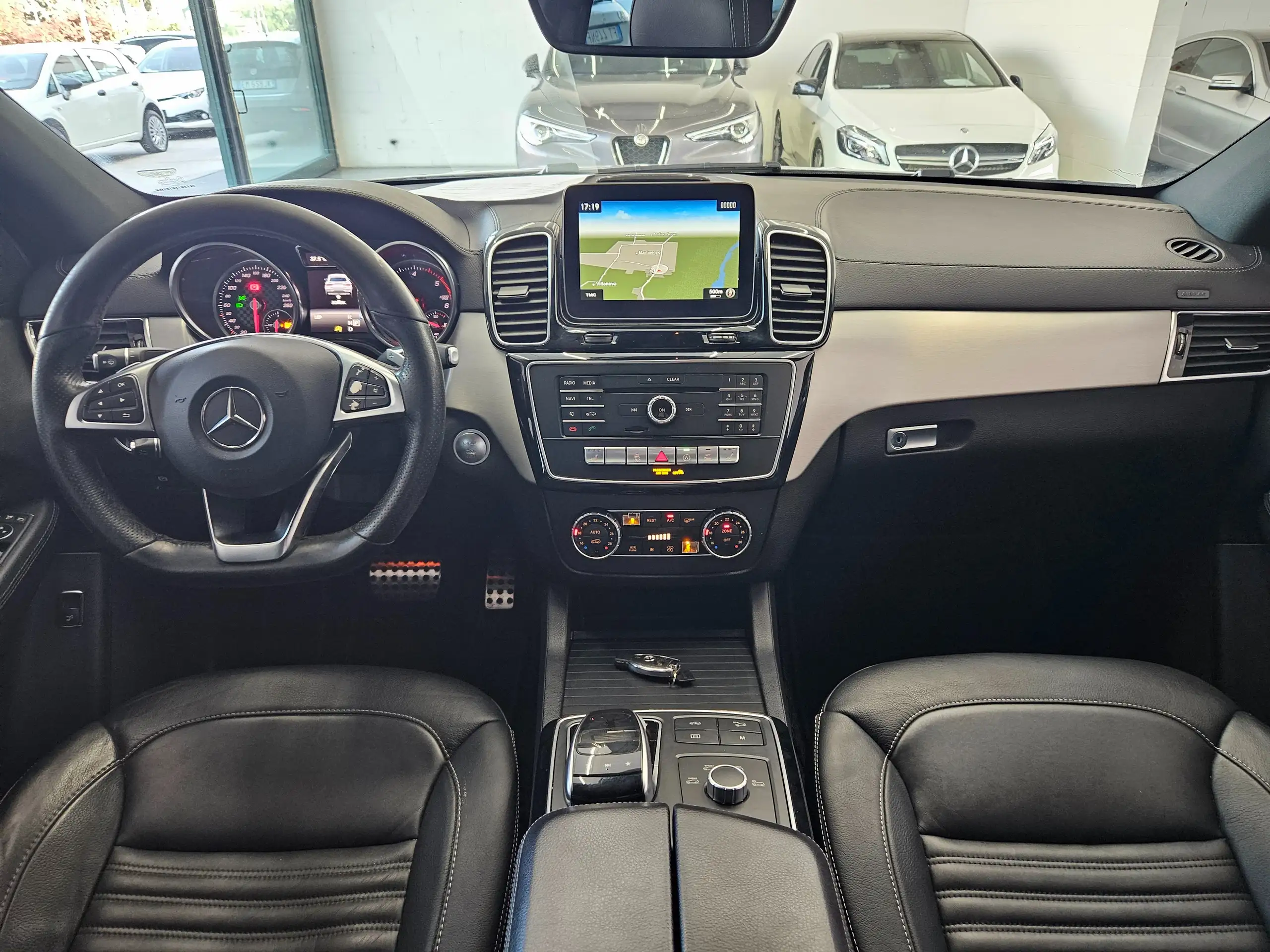 Mercedes-Benz - GLE 350