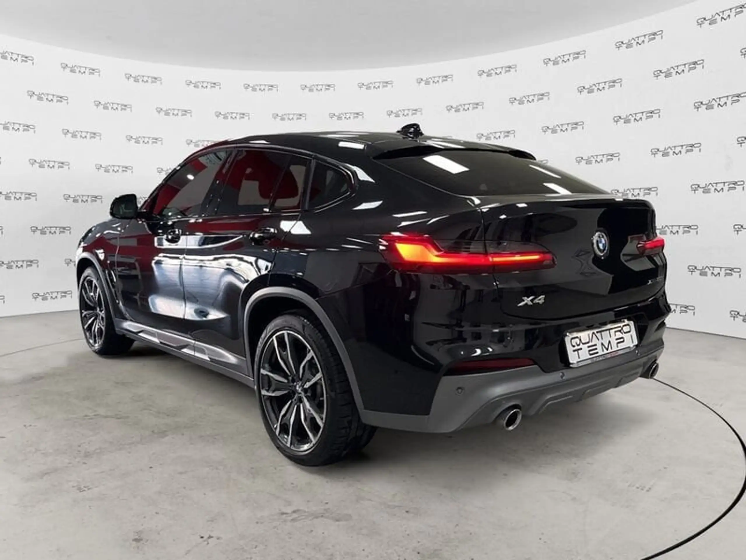 BMW - X4