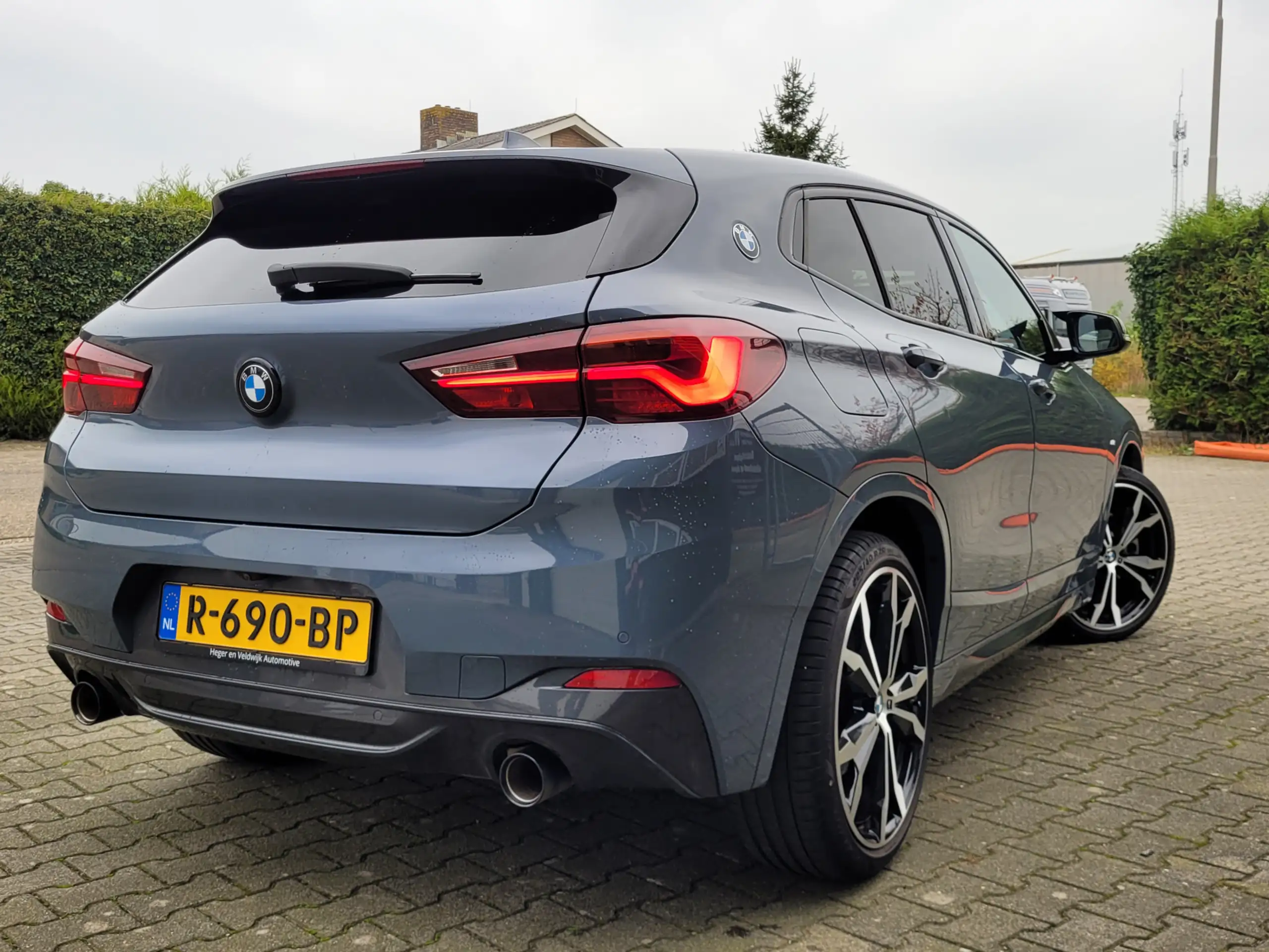 BMW - X2