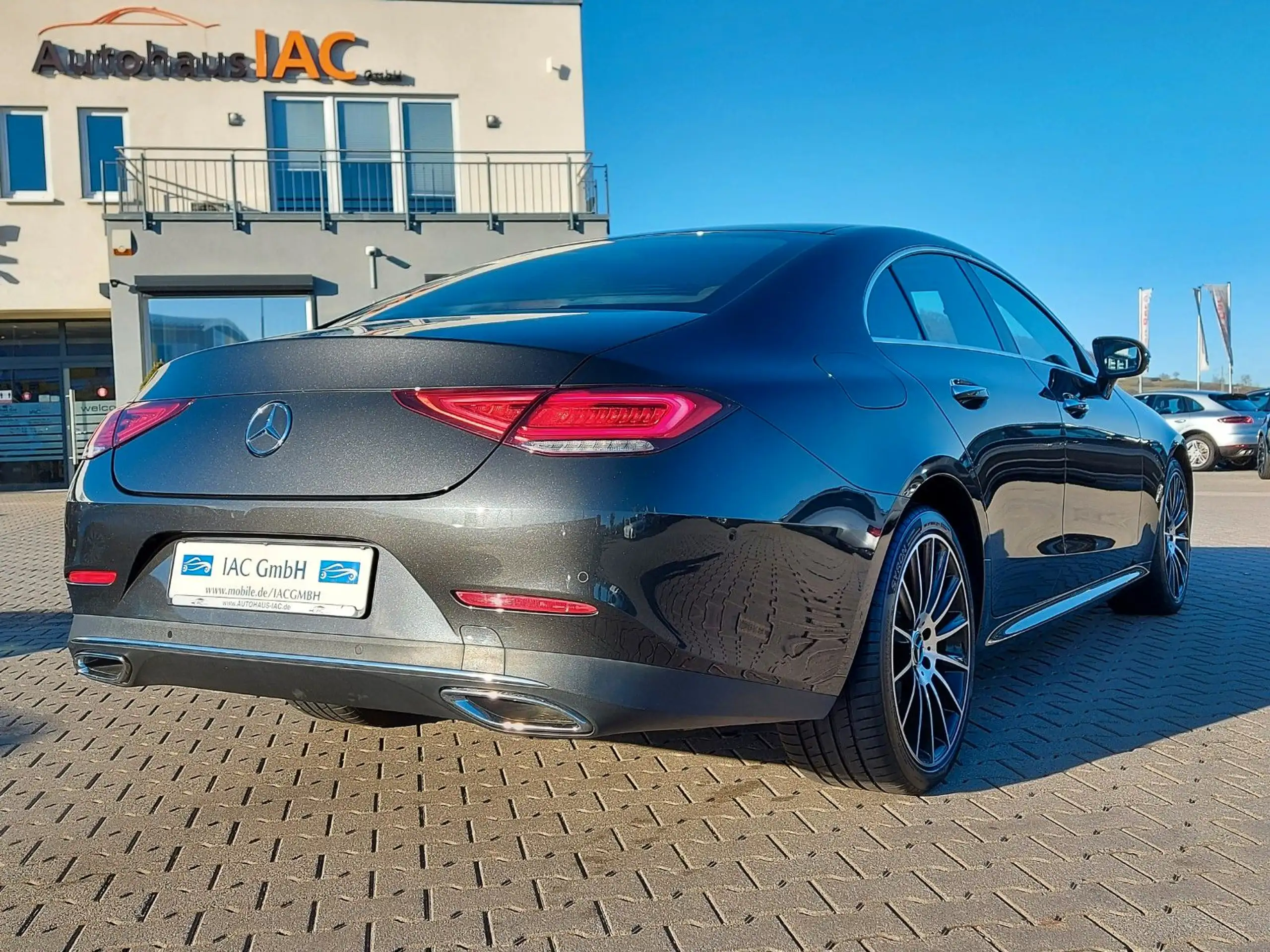 Mercedes-Benz - CLS 400