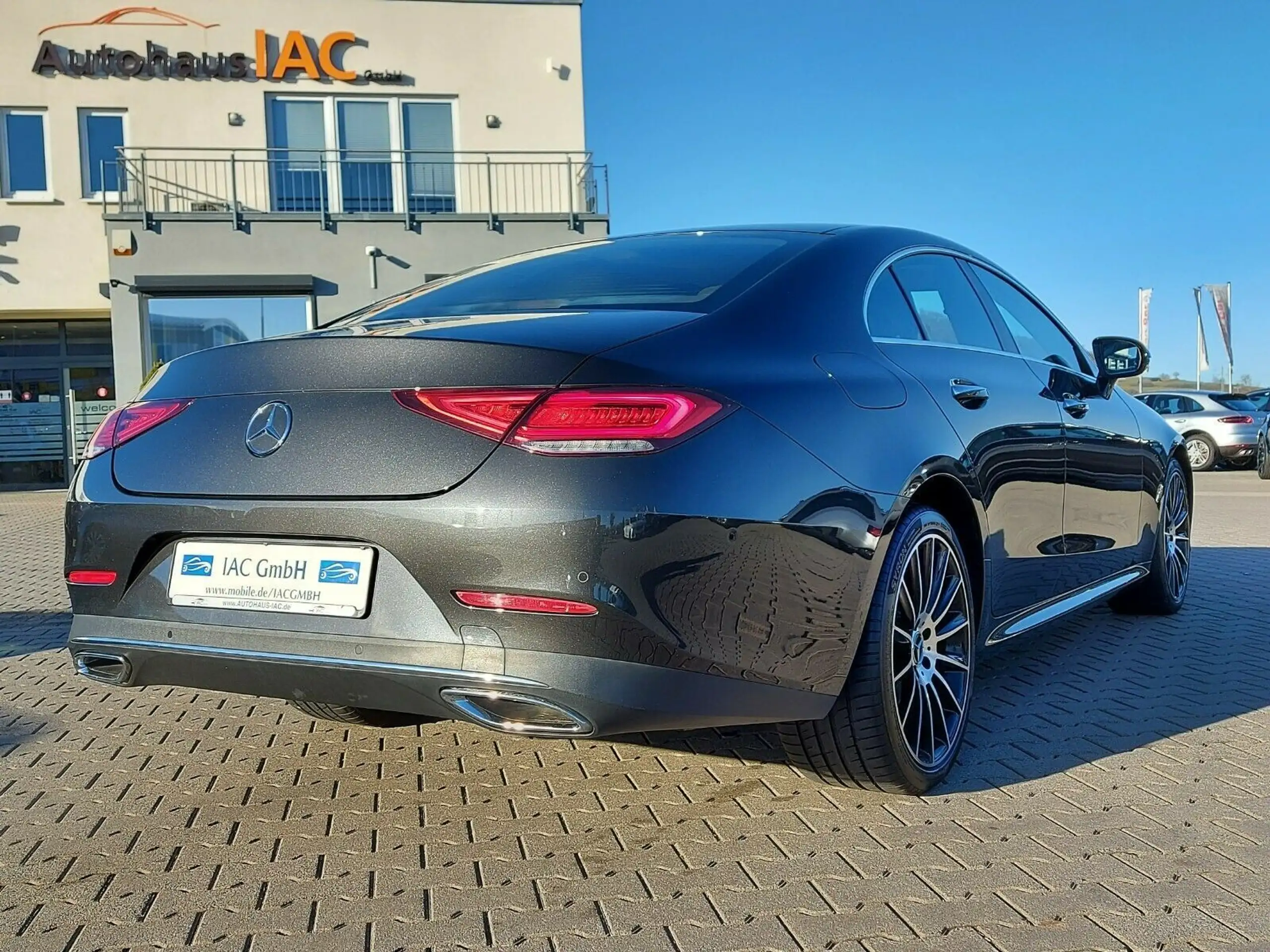 Mercedes-Benz - CLS 400