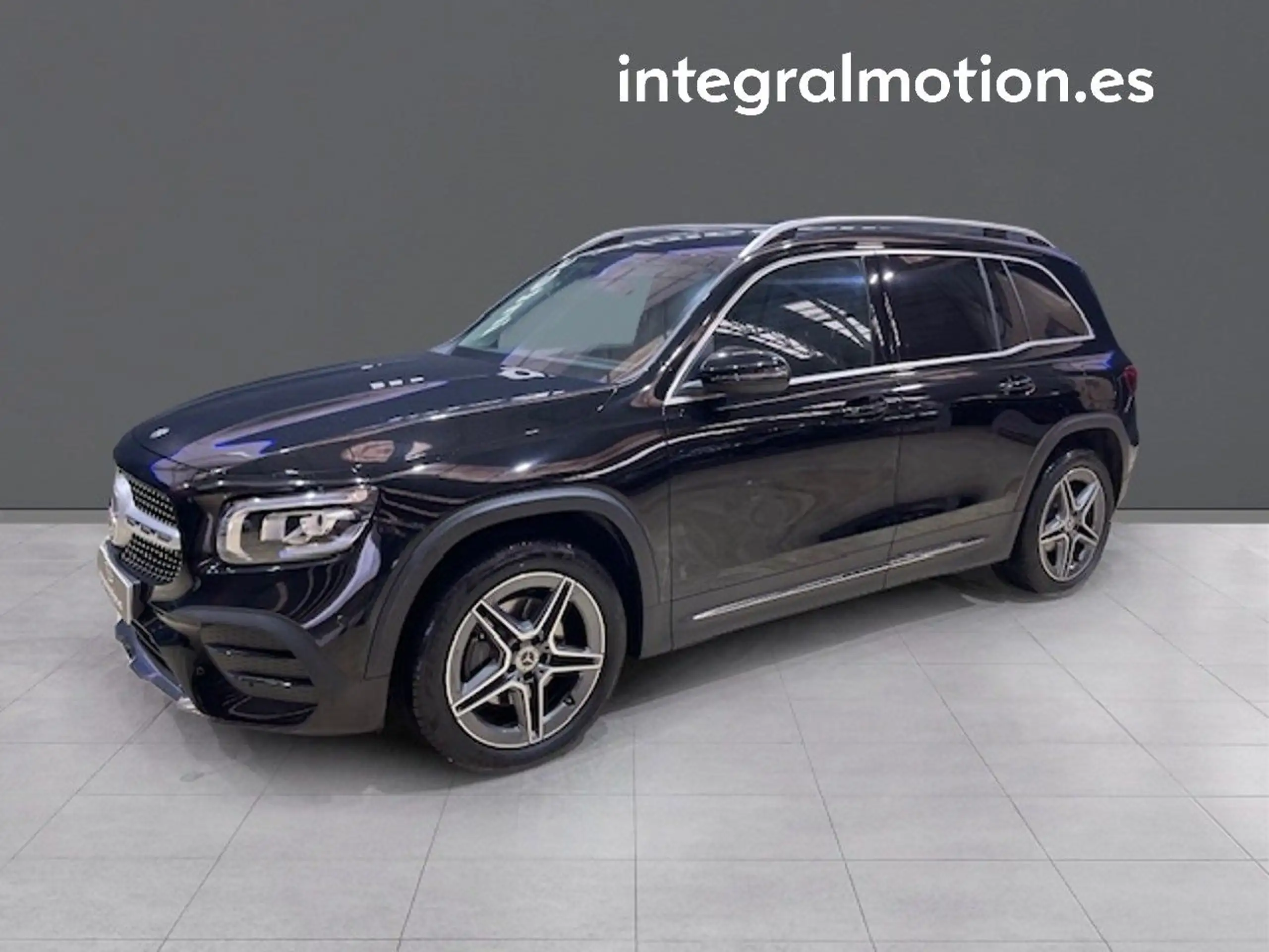 Mercedes-Benz GLB 200 2021