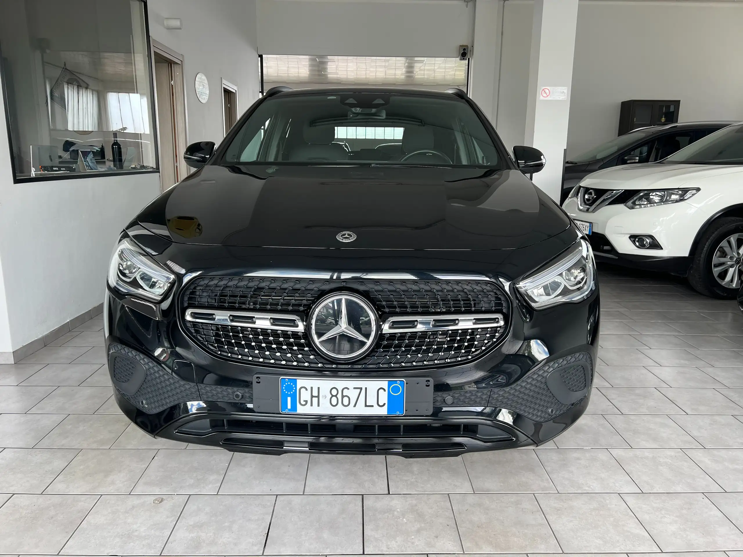 Mercedes-Benz - GLA 250