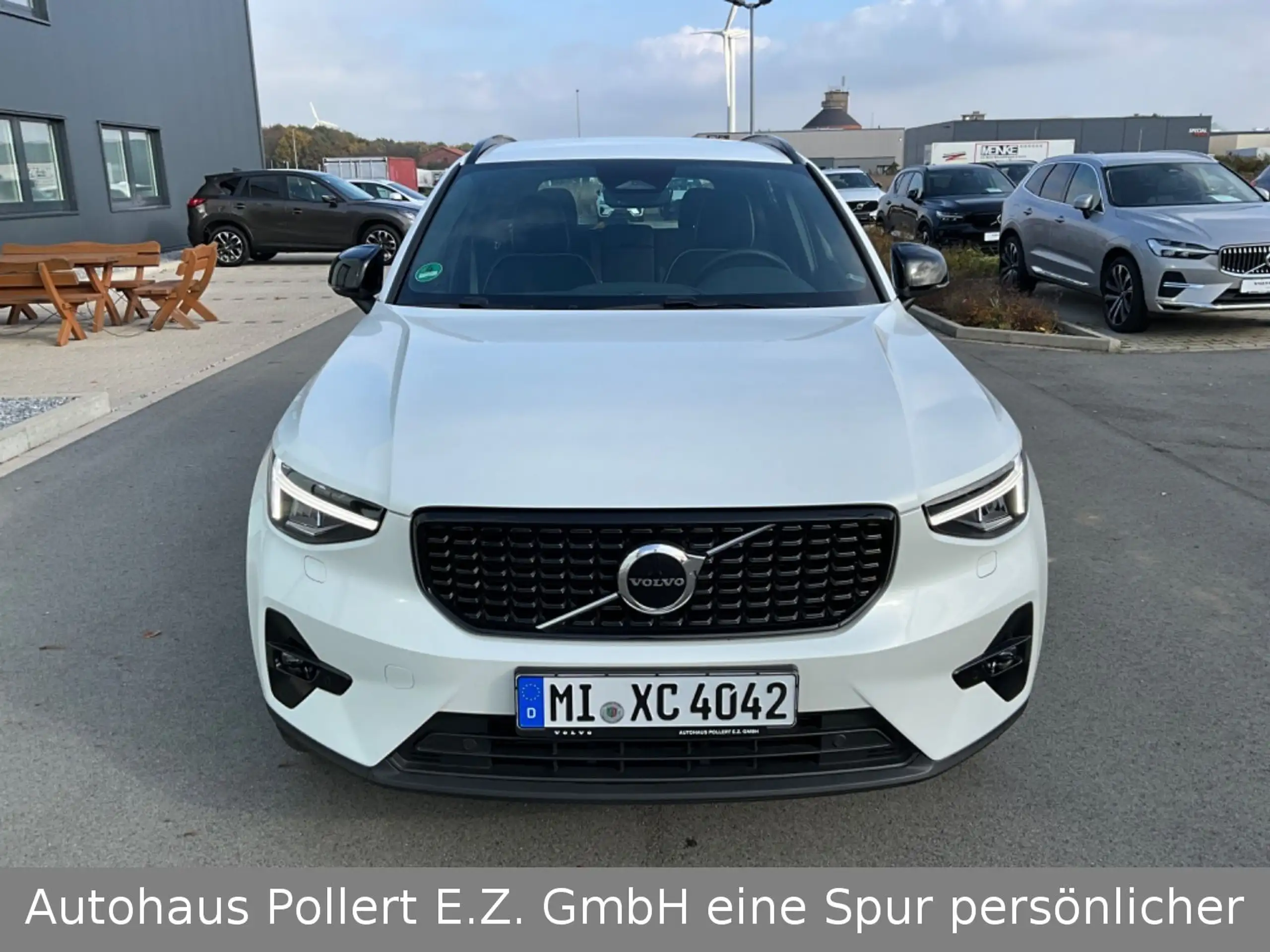 Volvo - XC40