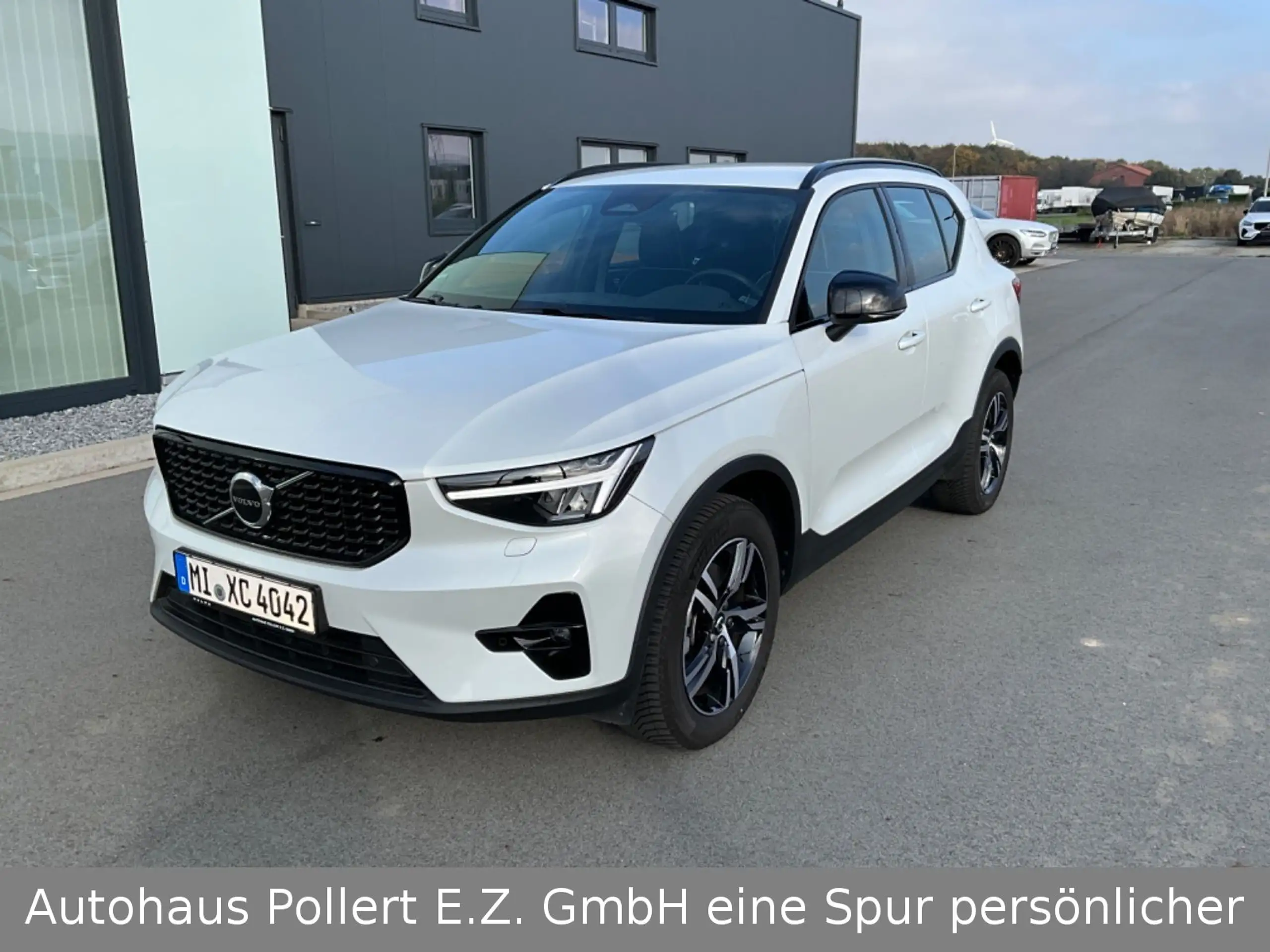 Volvo - XC40