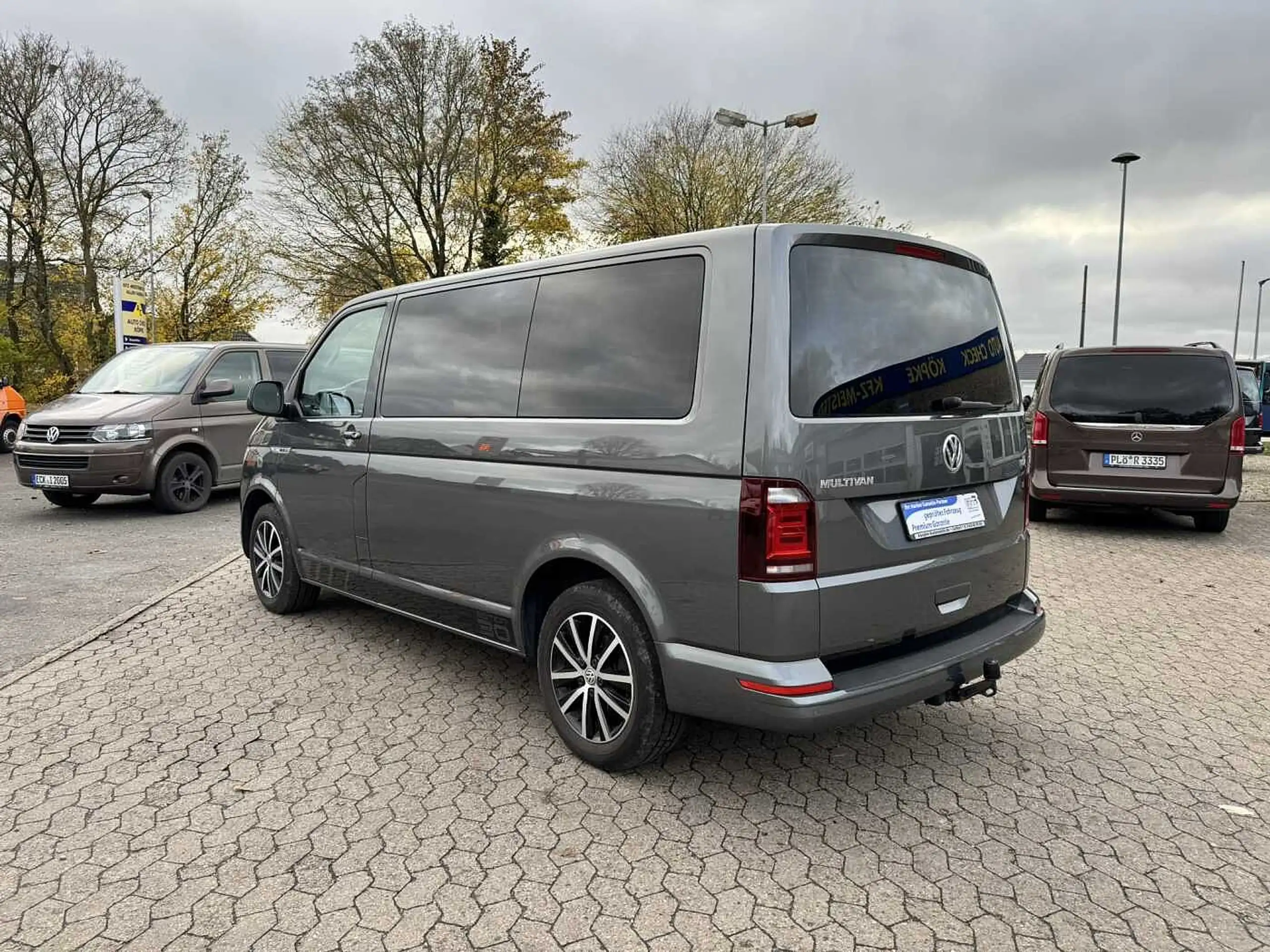 Volkswagen - T6 Multivan