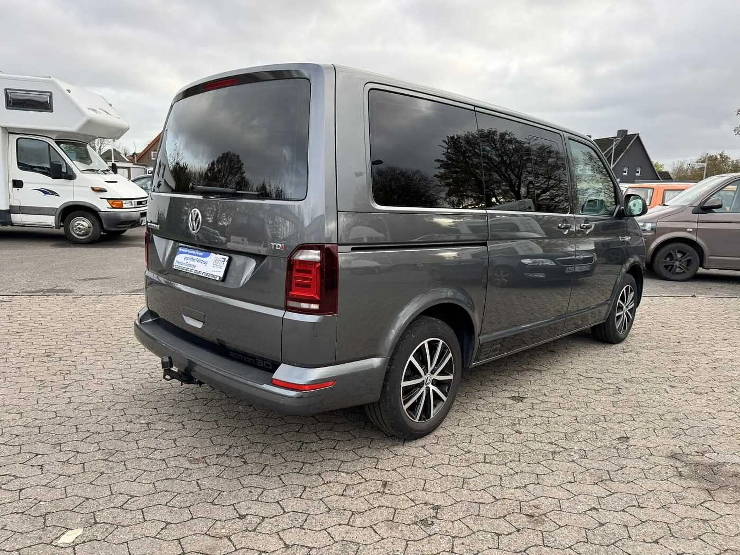 Volkswagen - T6 Multivan