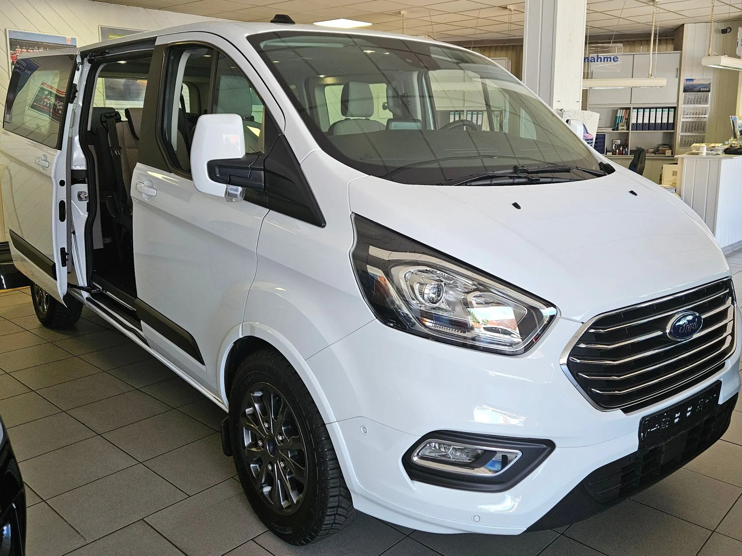 Ford - Transit Custom