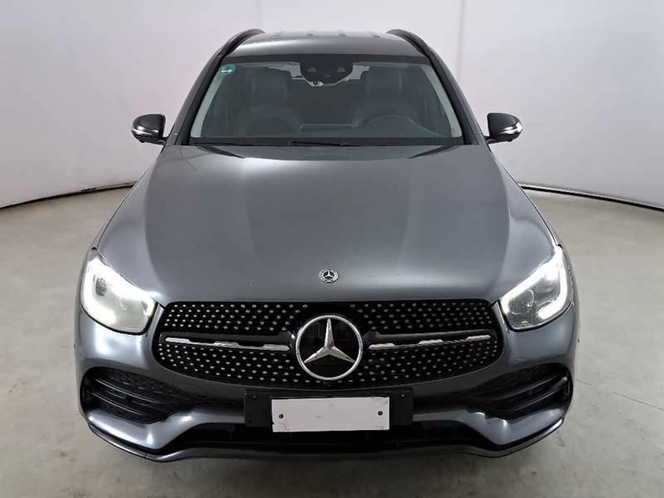 Mercedes-Benz - GLC 200