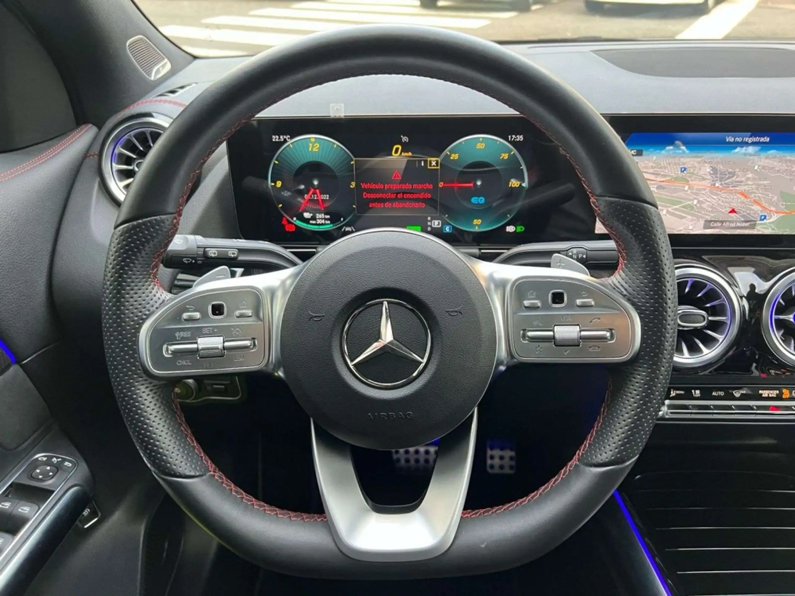 Mercedes-Benz - EQA