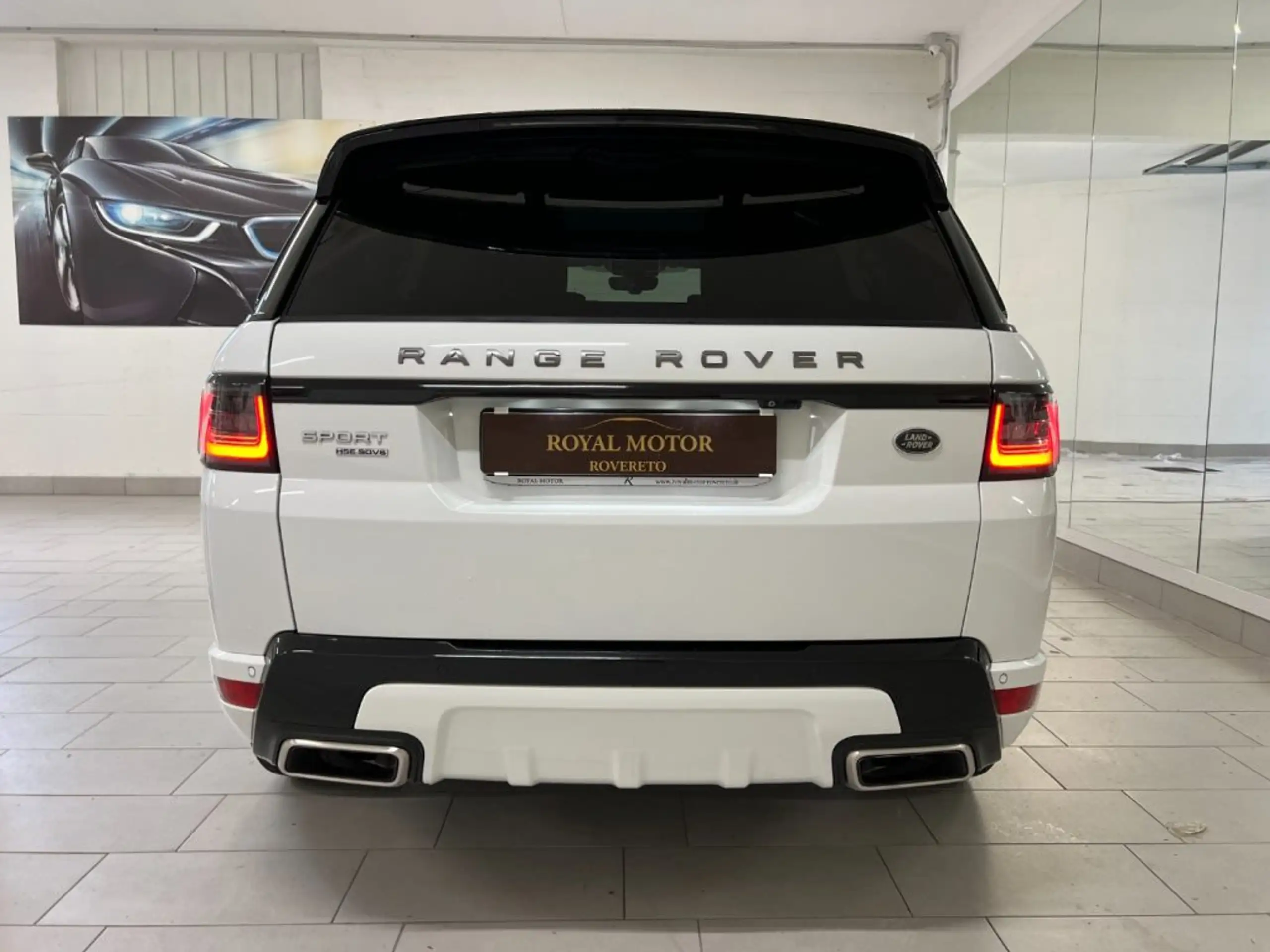 Land Rover - Range Rover Sport