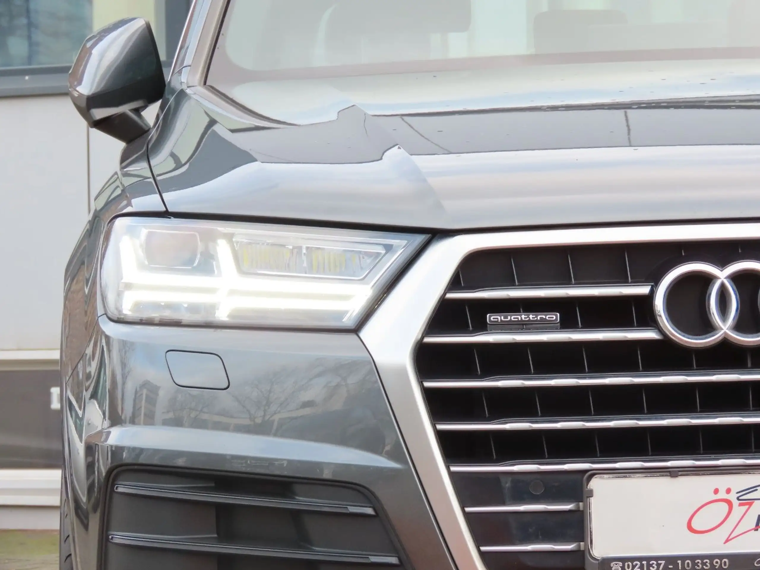 Audi - Q7