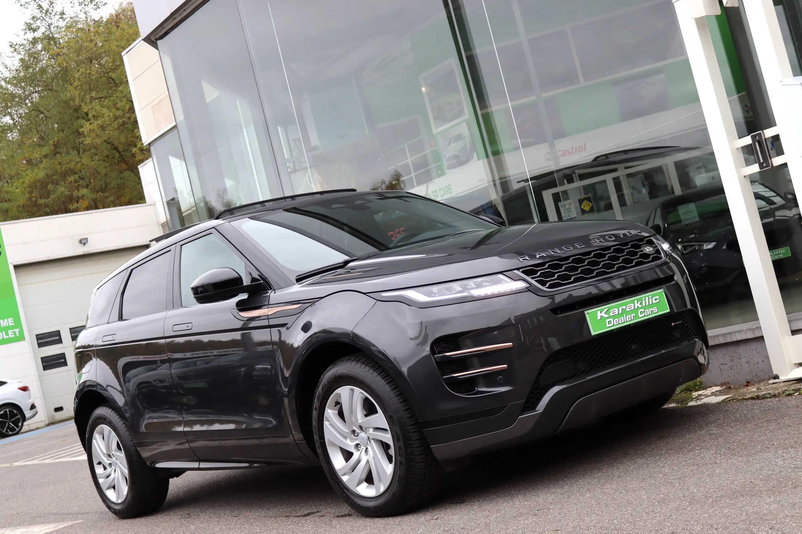 Land Rover - Range Rover Evoque