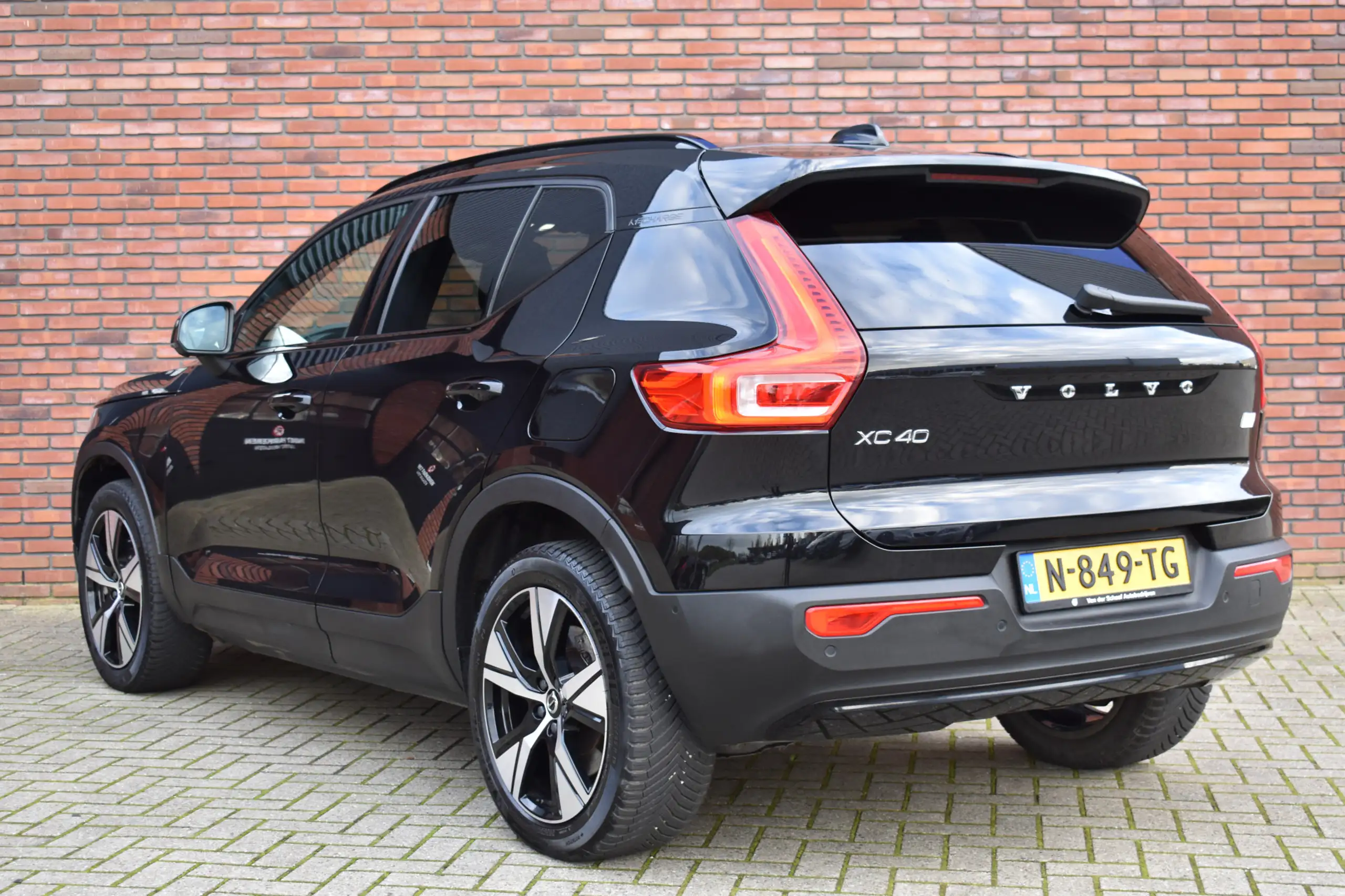 Volvo - XC40