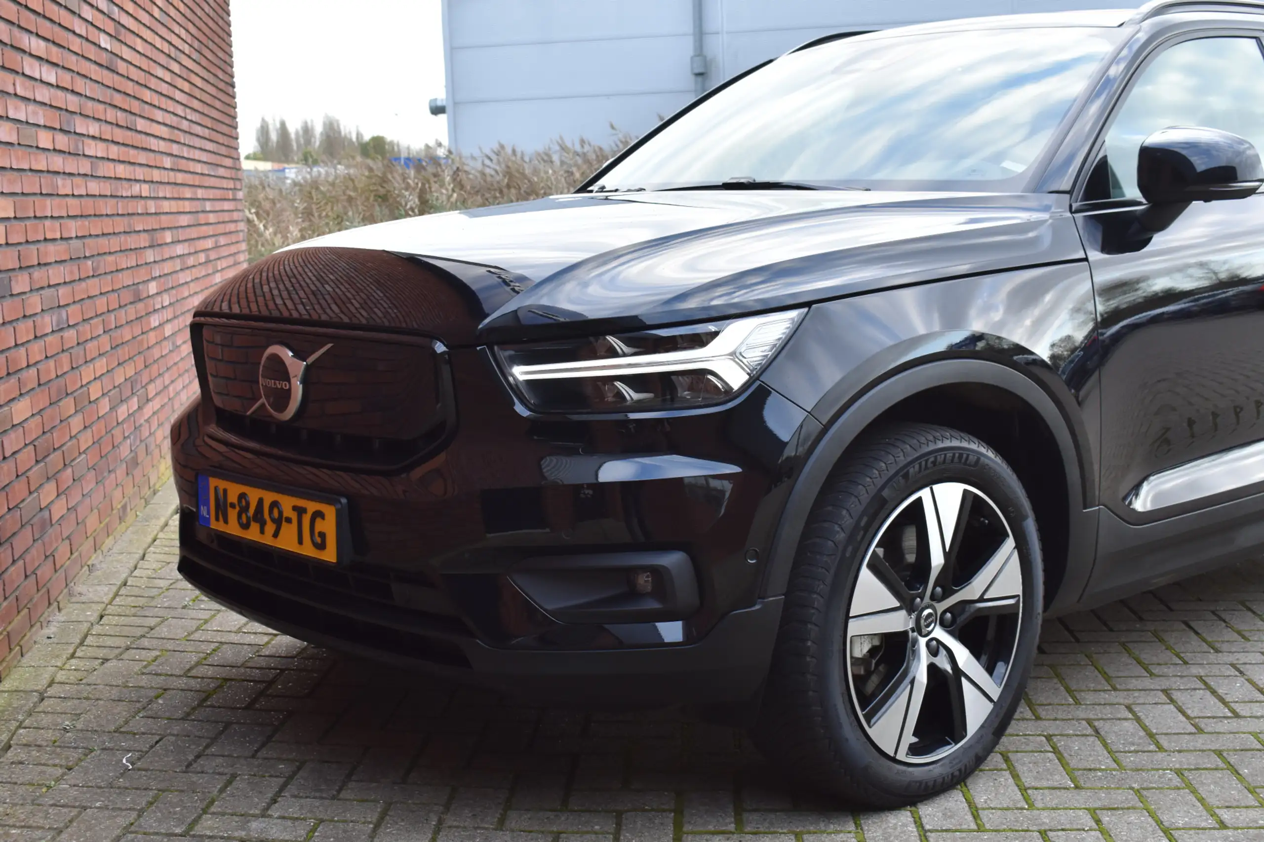 Volvo - XC40