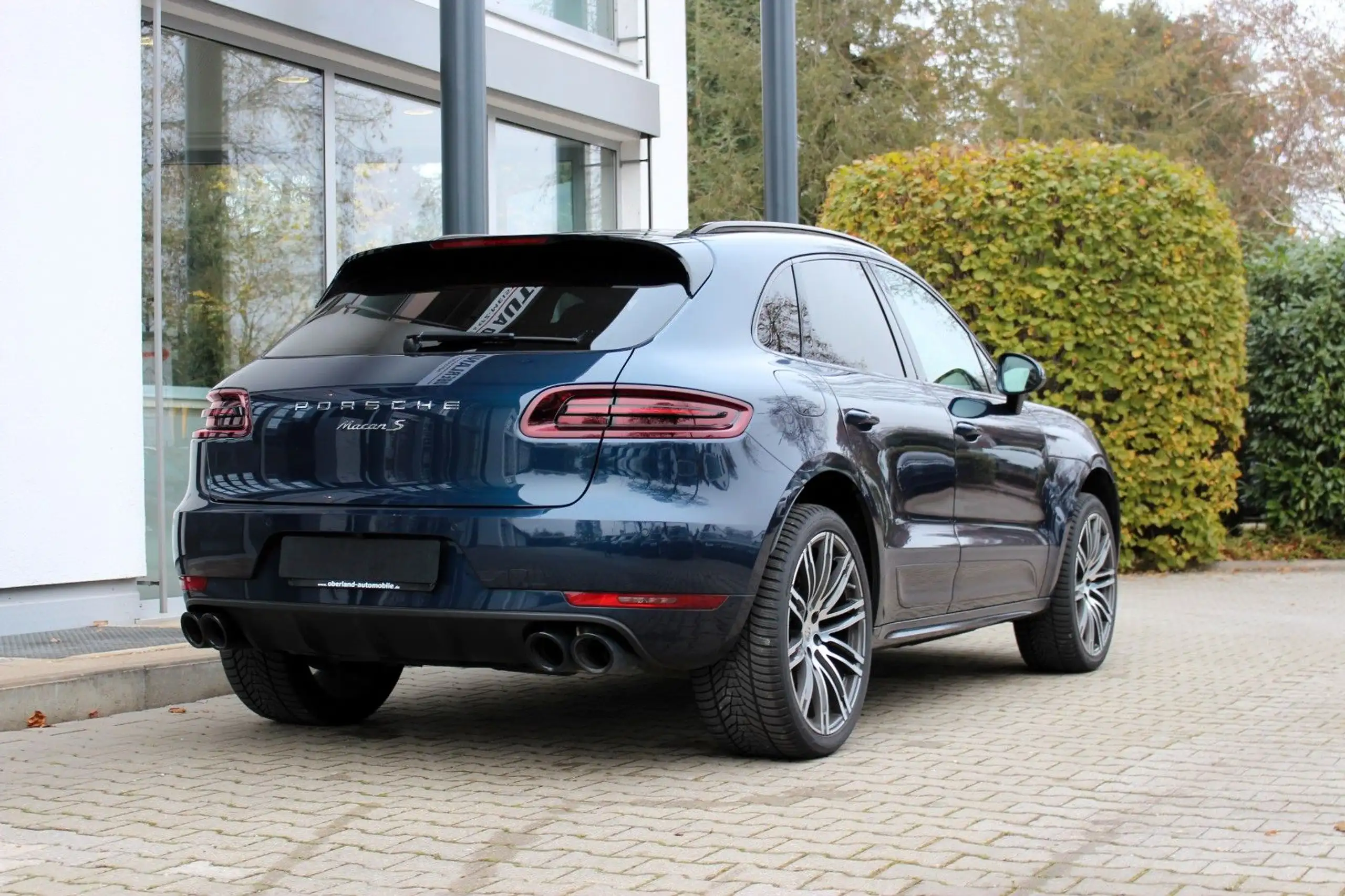 Porsche - Macan