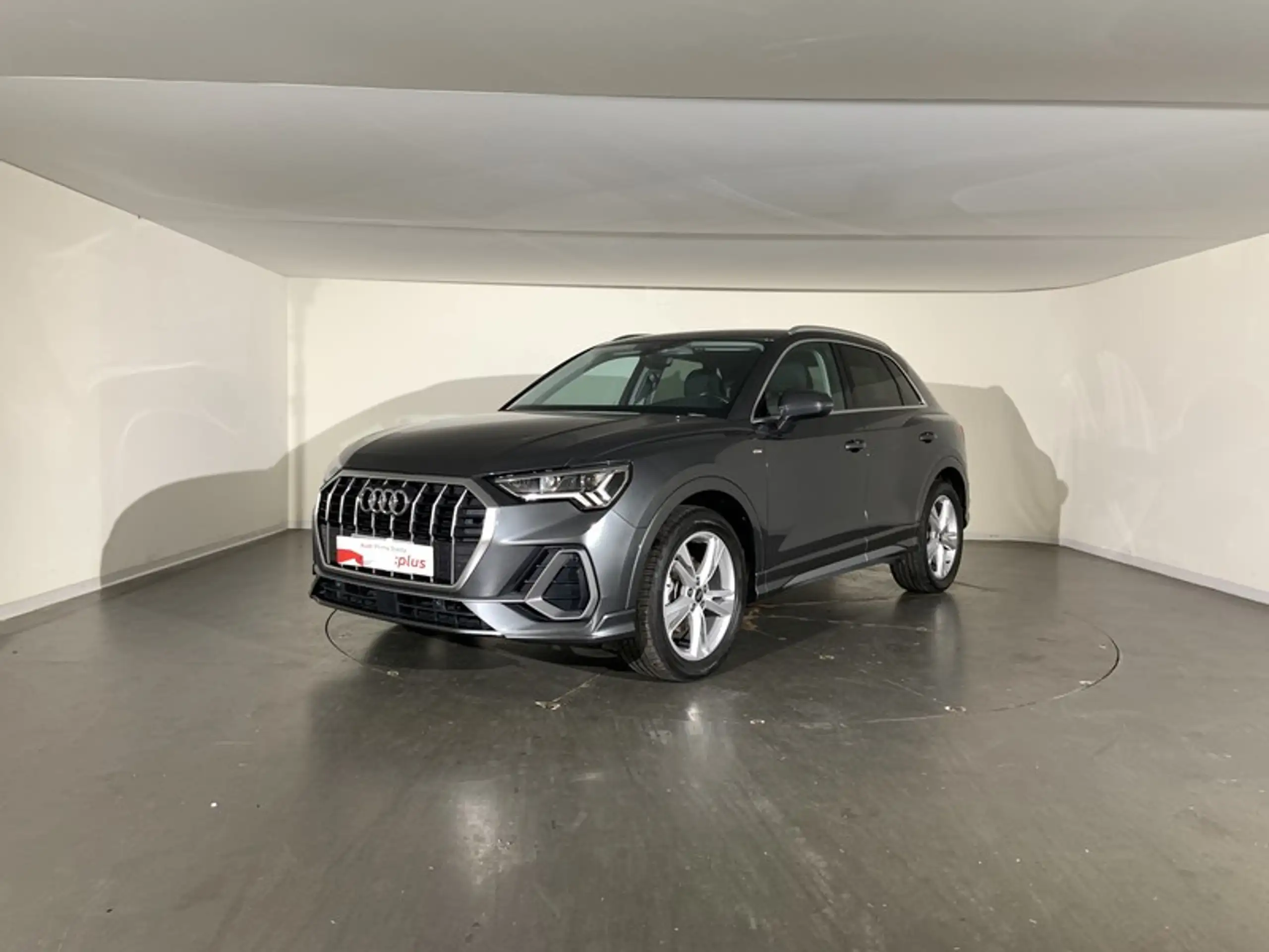 Audi - Q3