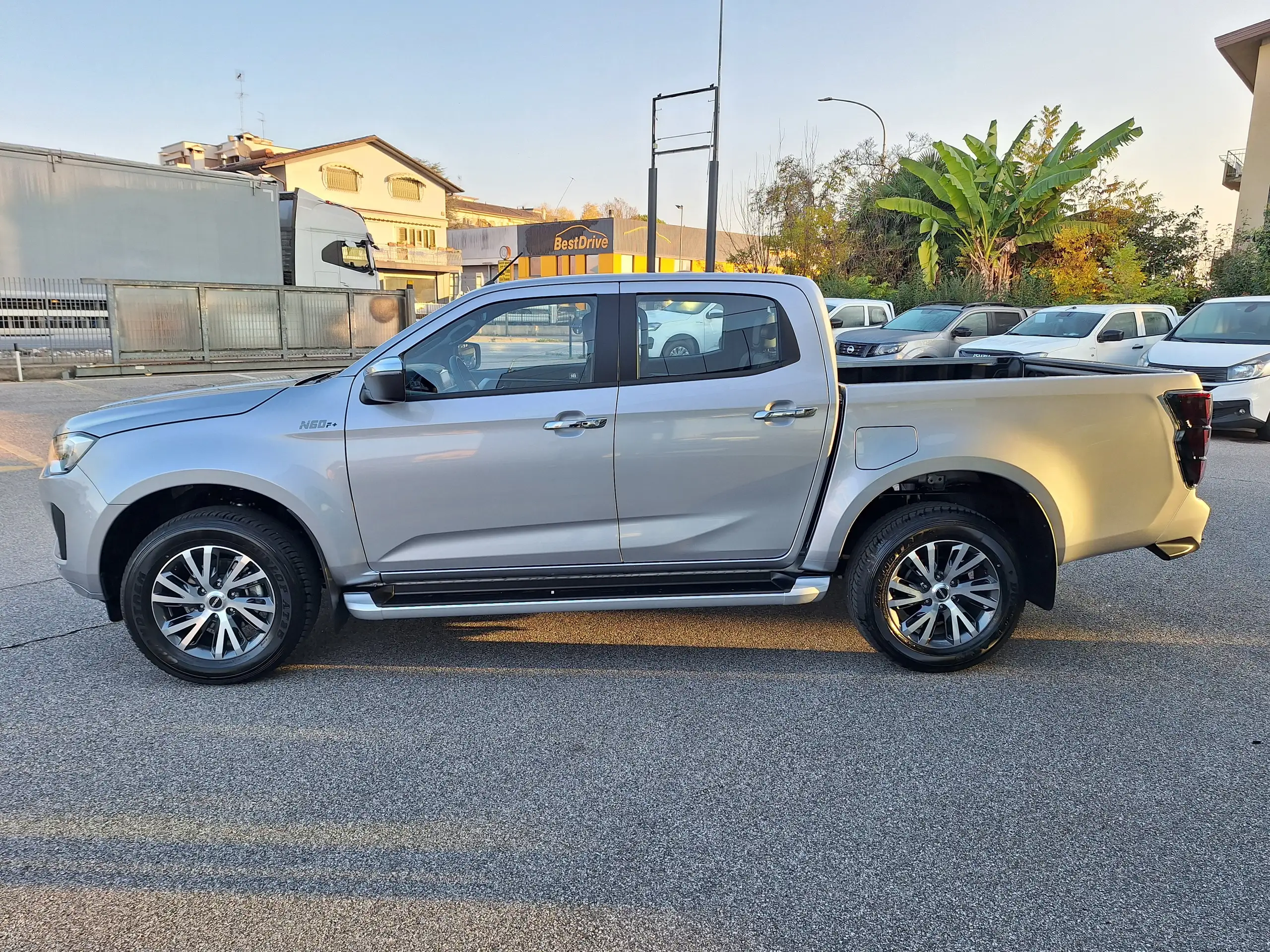 Isuzu - D-Max