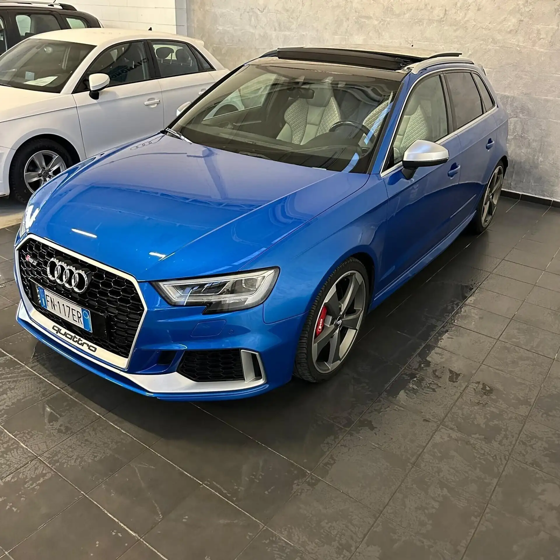 Audi - RS3